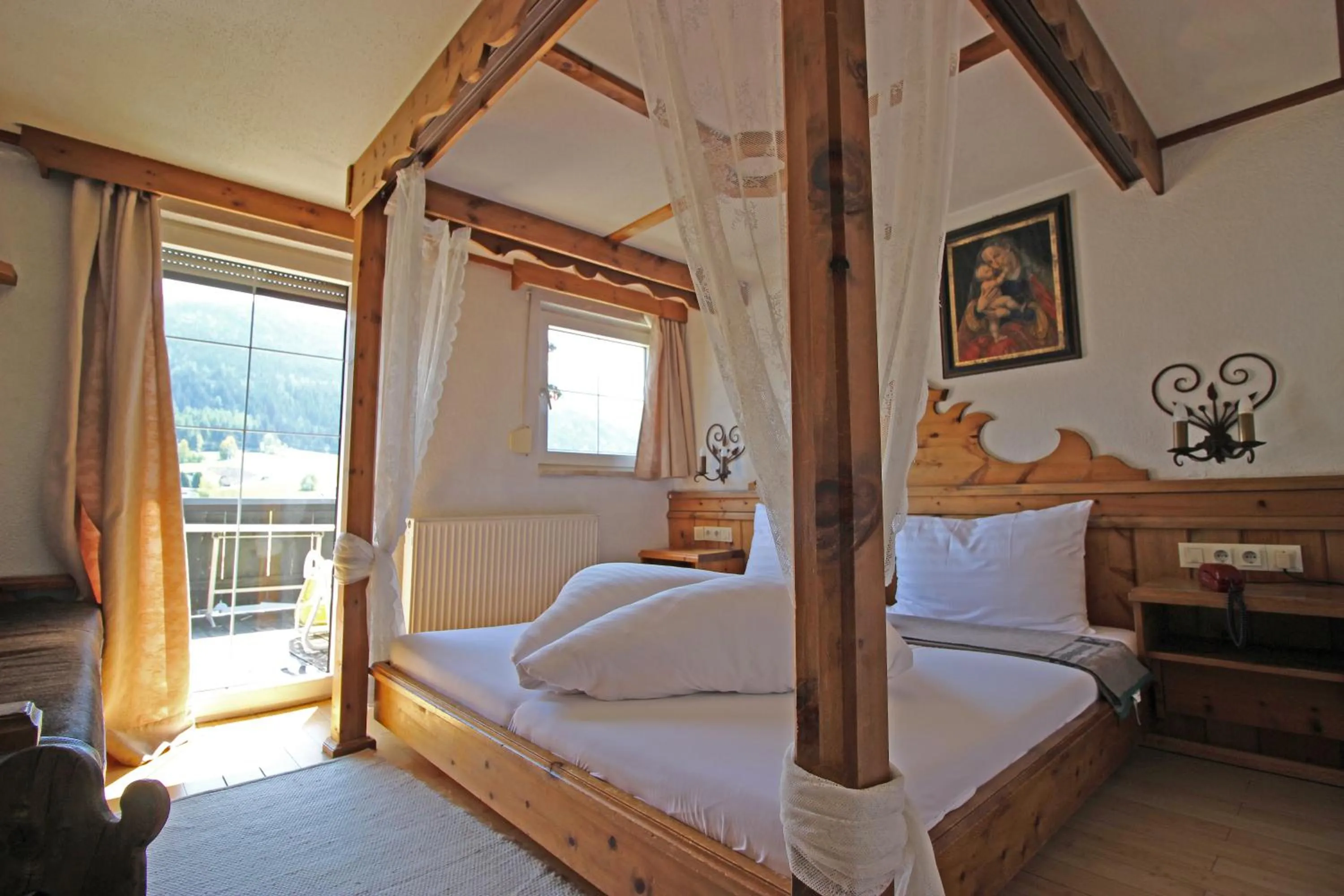Bedroom, Bed in Alp Art Hotel Götzens