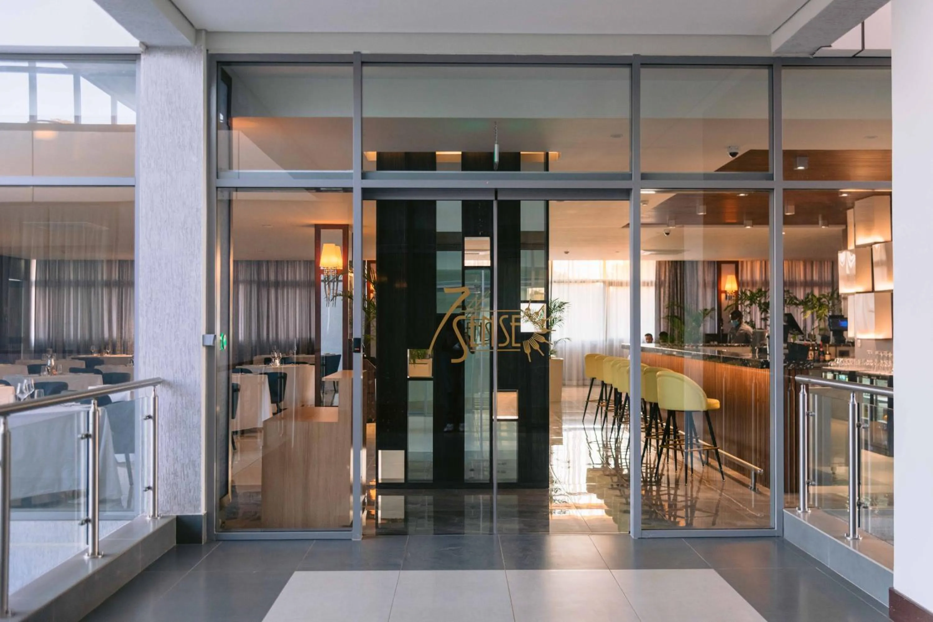 Restaurant/places to eat in The Quorum