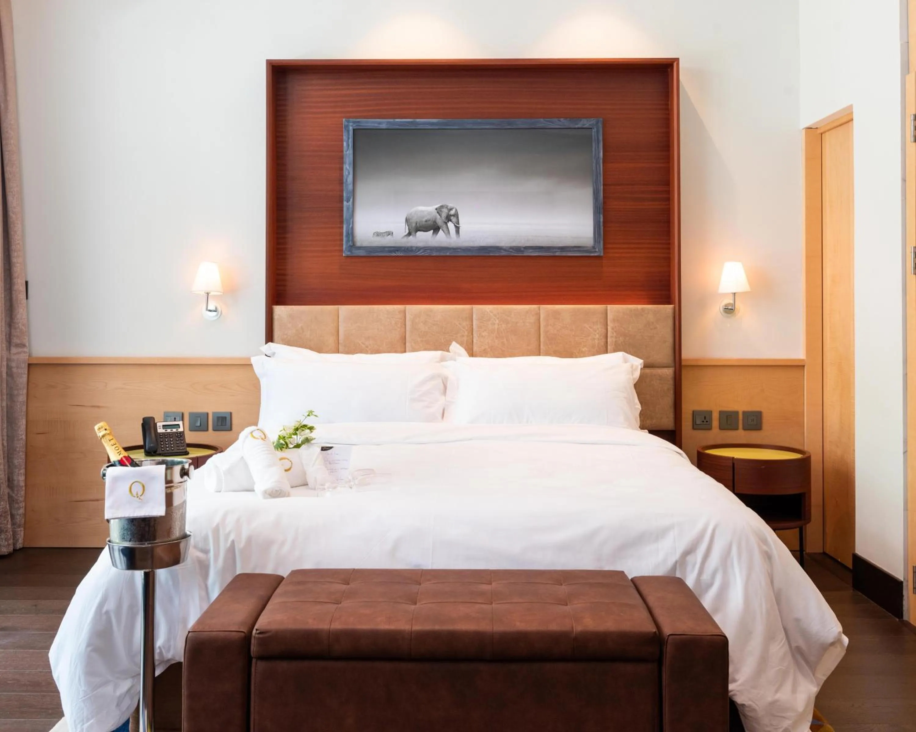 Bedroom, Bed in The Quorum