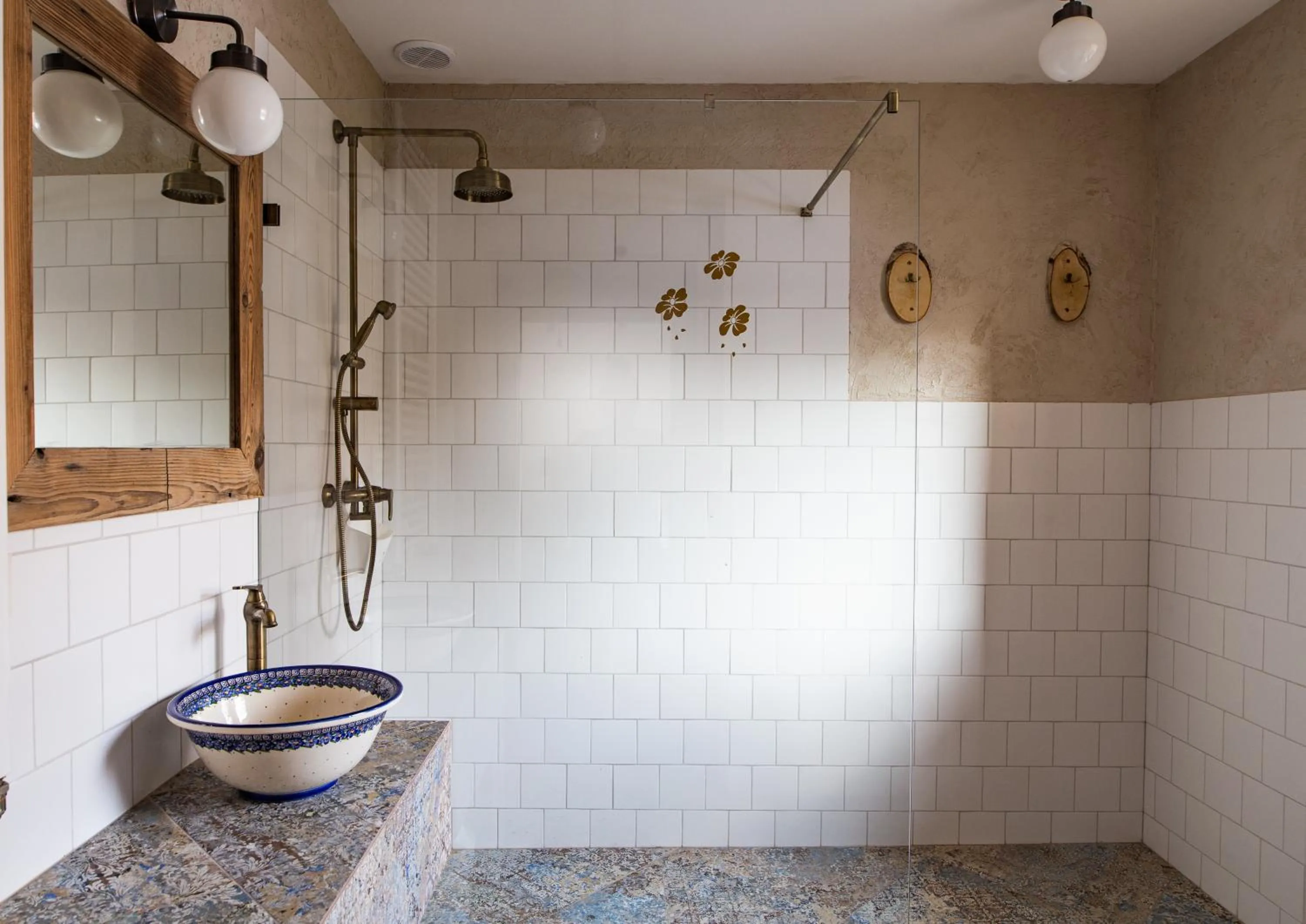 Shower in Beskidzkie Tarasy