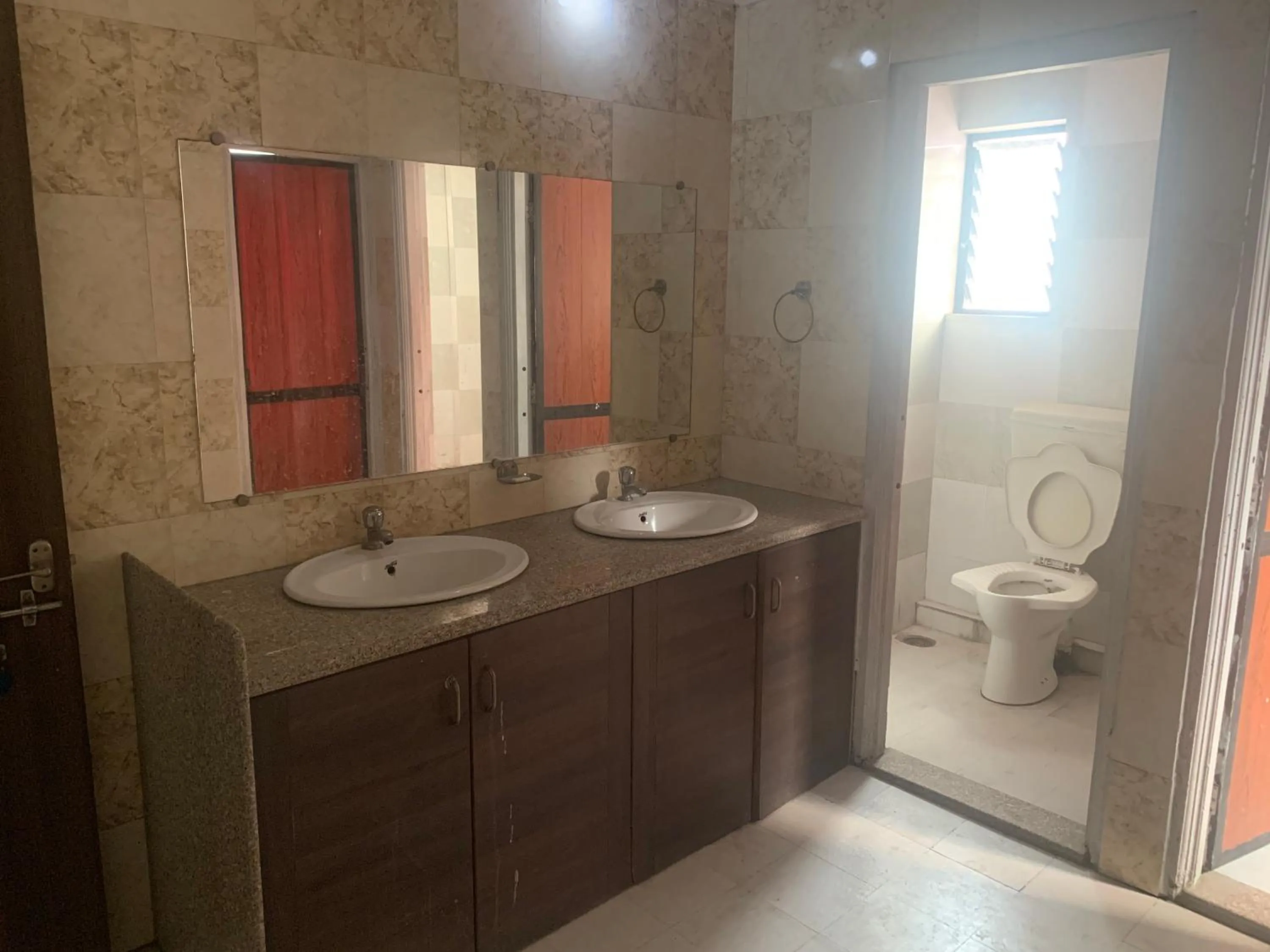 Bathroom in JK Rooms 147 Lions - Koradi Nagpur