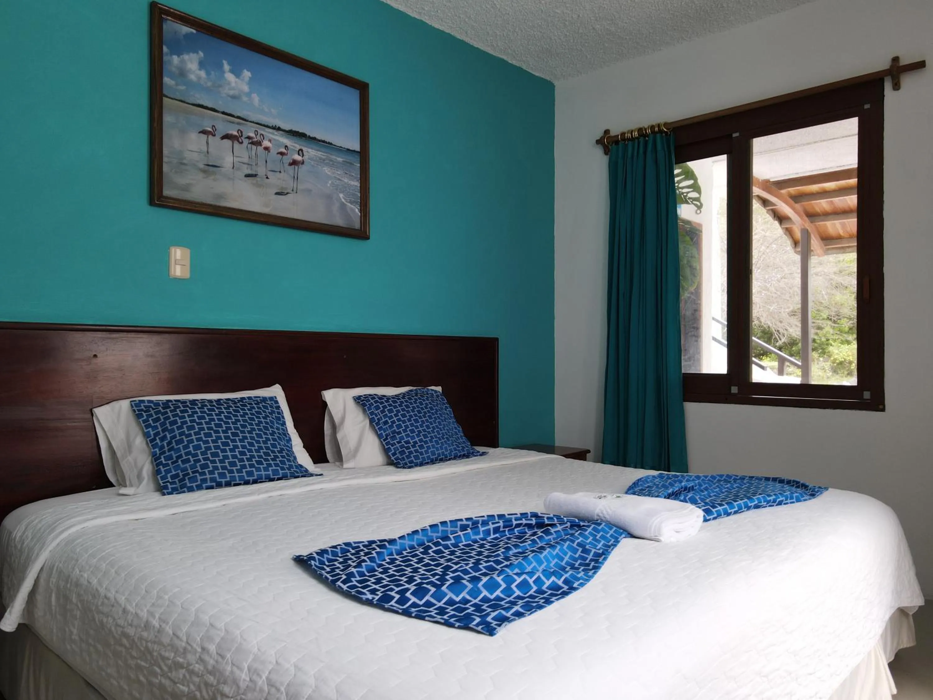 Bedroom, Bed in Hotel LA GRAN TORTUGA - ᯤ STARLINK
