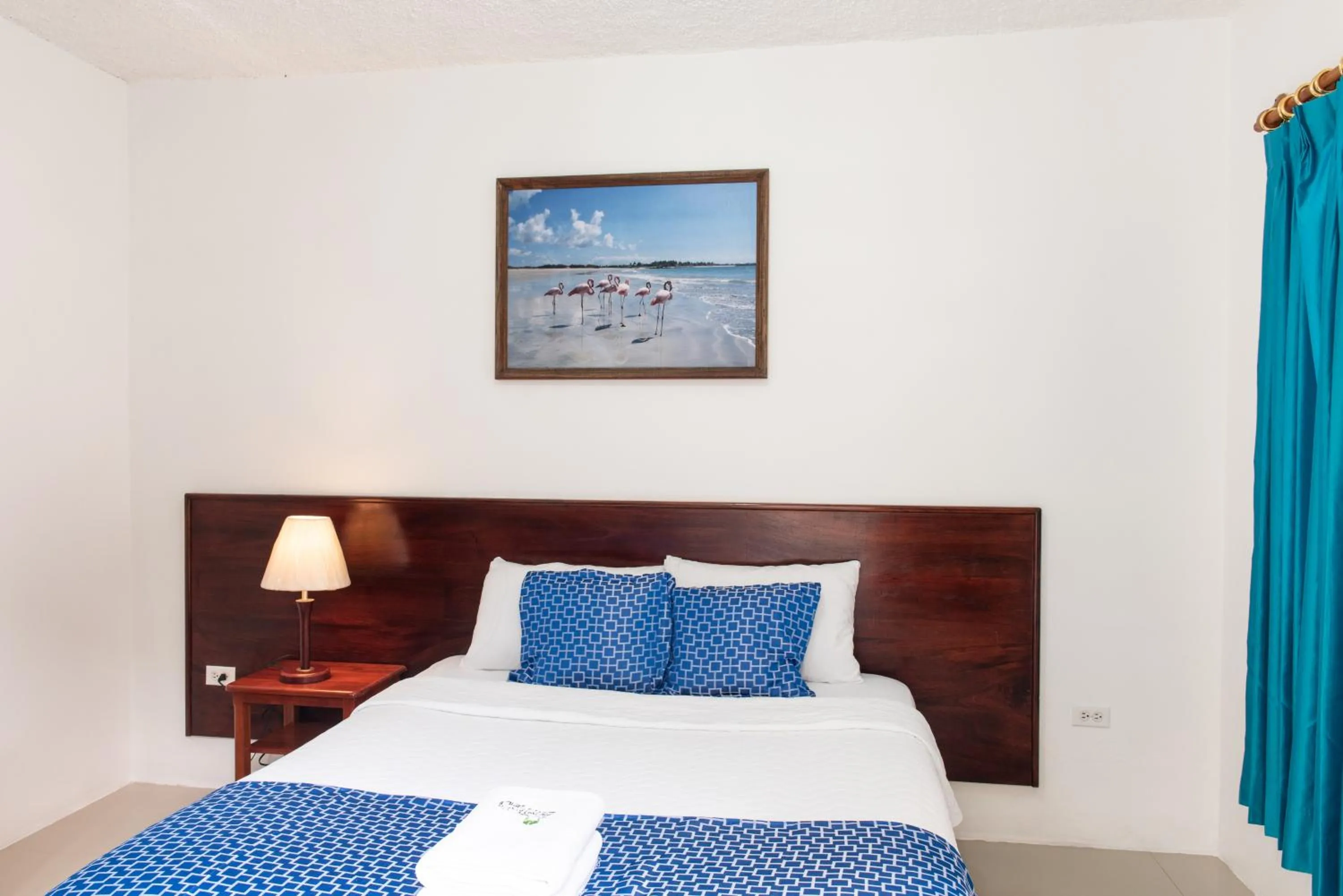 Bedroom, Bed in Hotel LA GRAN TORTUGA - ᯤ STARLINK