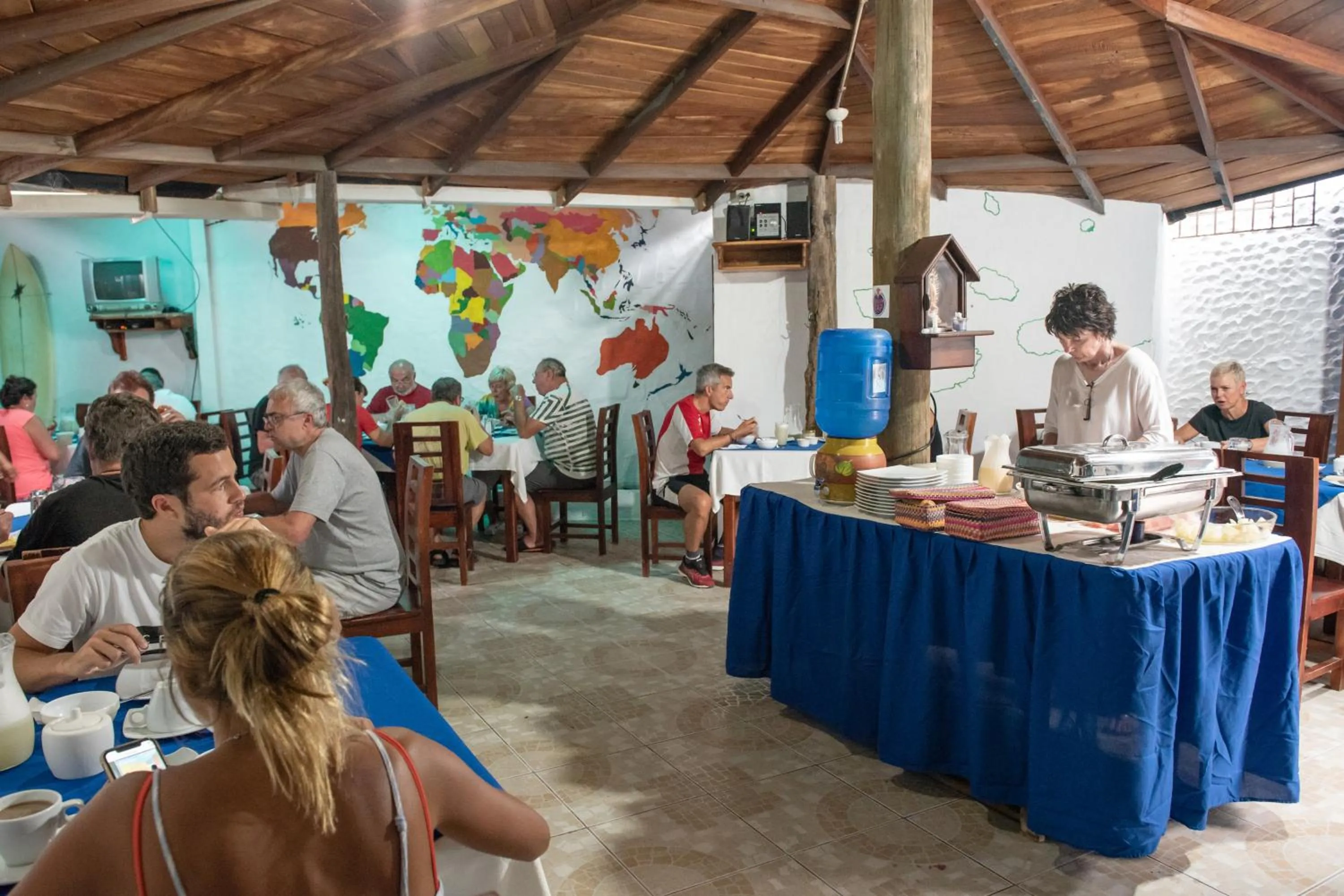 Restaurant/places to eat in Hotel LA GRAN TORTUGA - ᯤ STARLINK