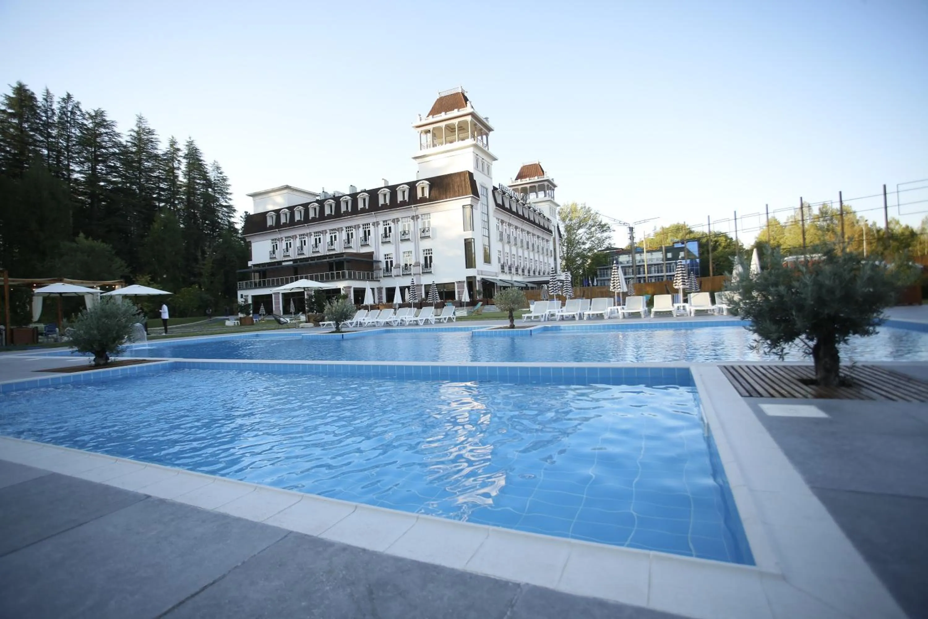 Swimming pool in Tskaltubo Plaza Hotel