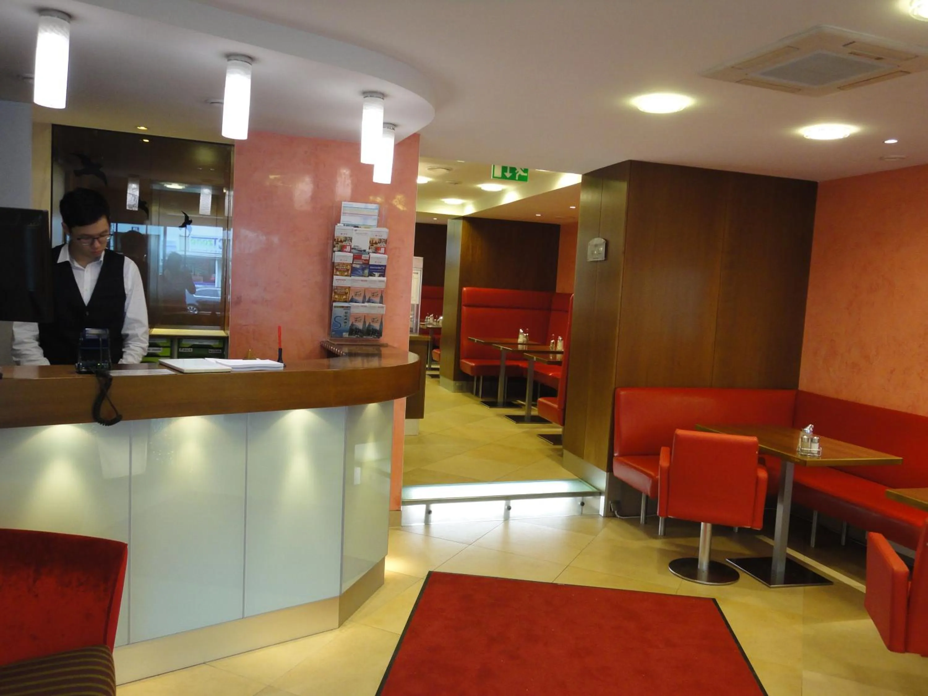 Lobby or reception in City Hotel Albrecht