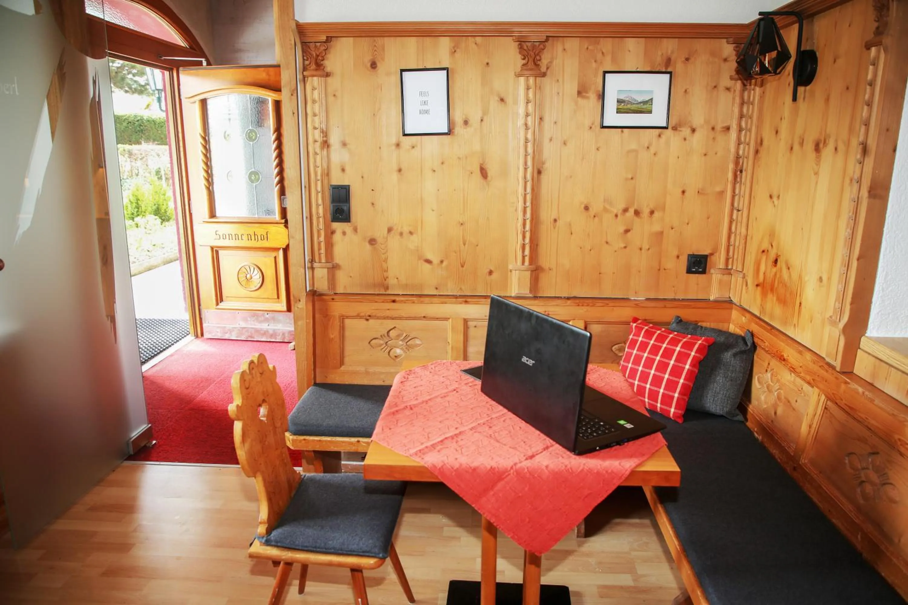Seating area in Hotel Sonnenhof - bed & breakfast & appartements