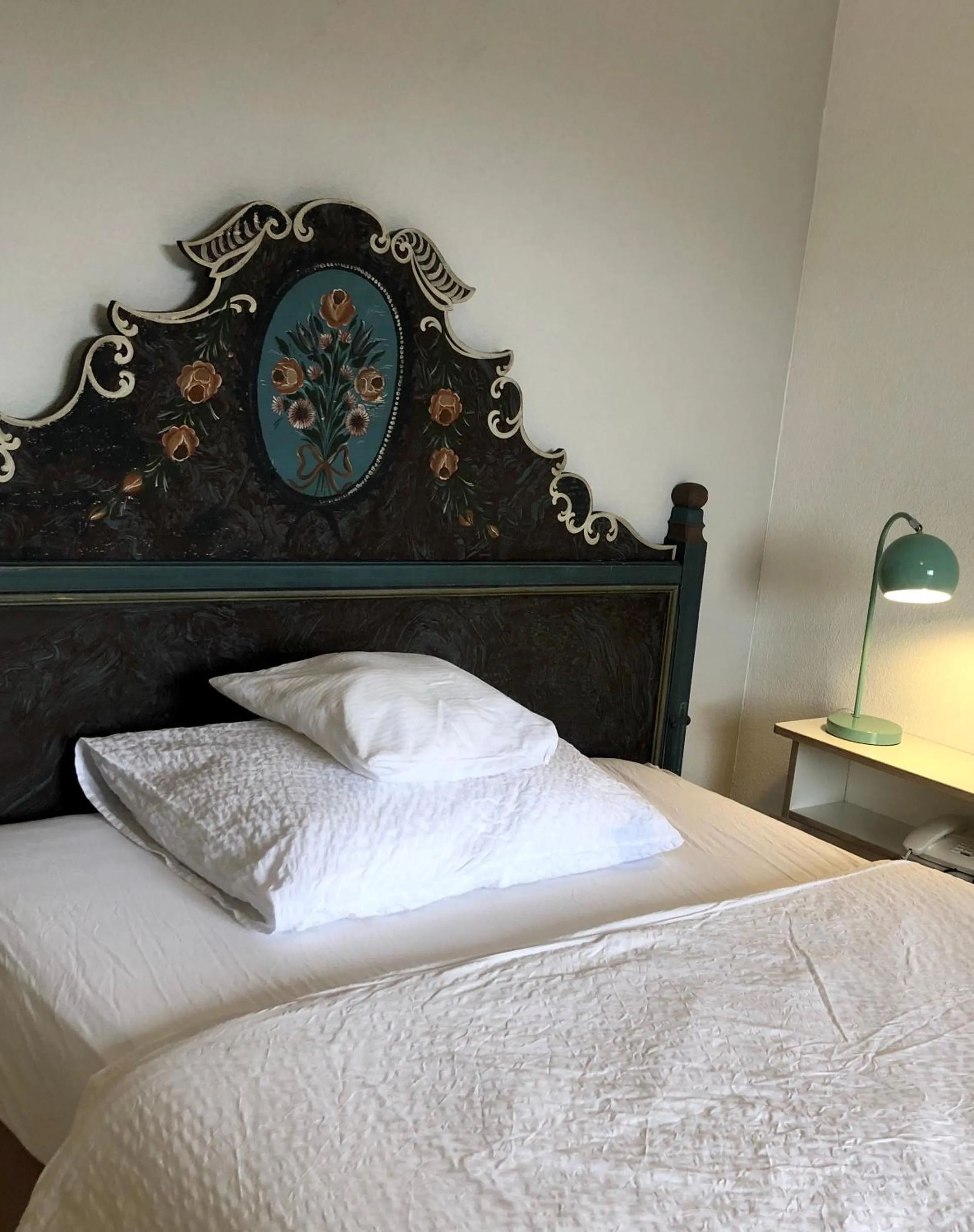 Bed in Hotel Sonnenhof - bed & breakfast & appartements