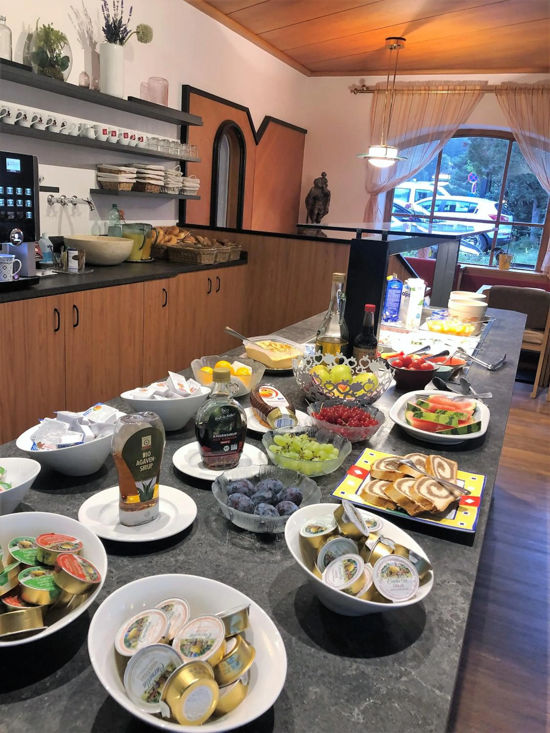 Breakfast in Hotel Sonnenhof - bed & breakfast & appartements