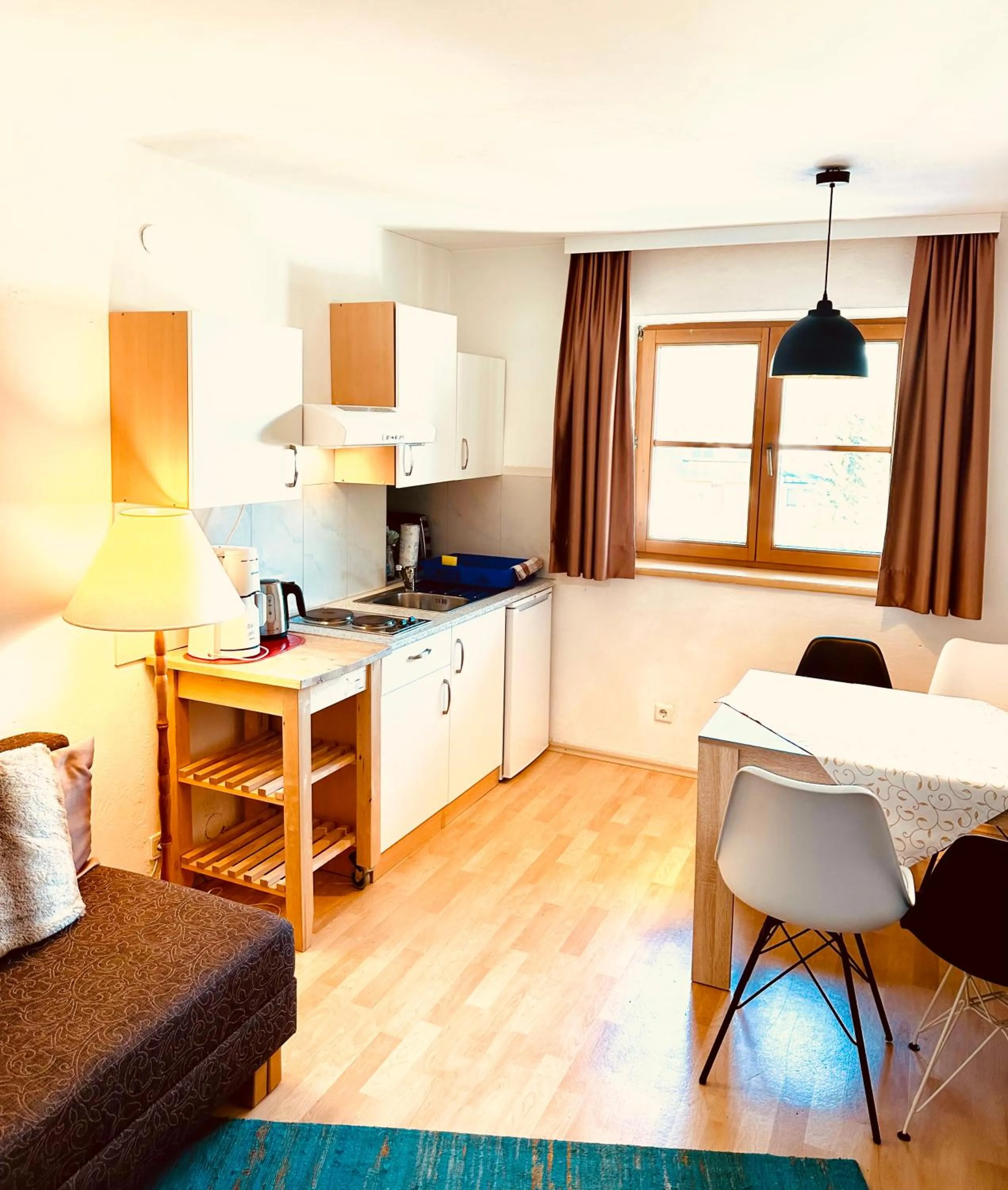 Kitchen or kitchenette in Hotel Sonnenhof - bed & breakfast & appartements