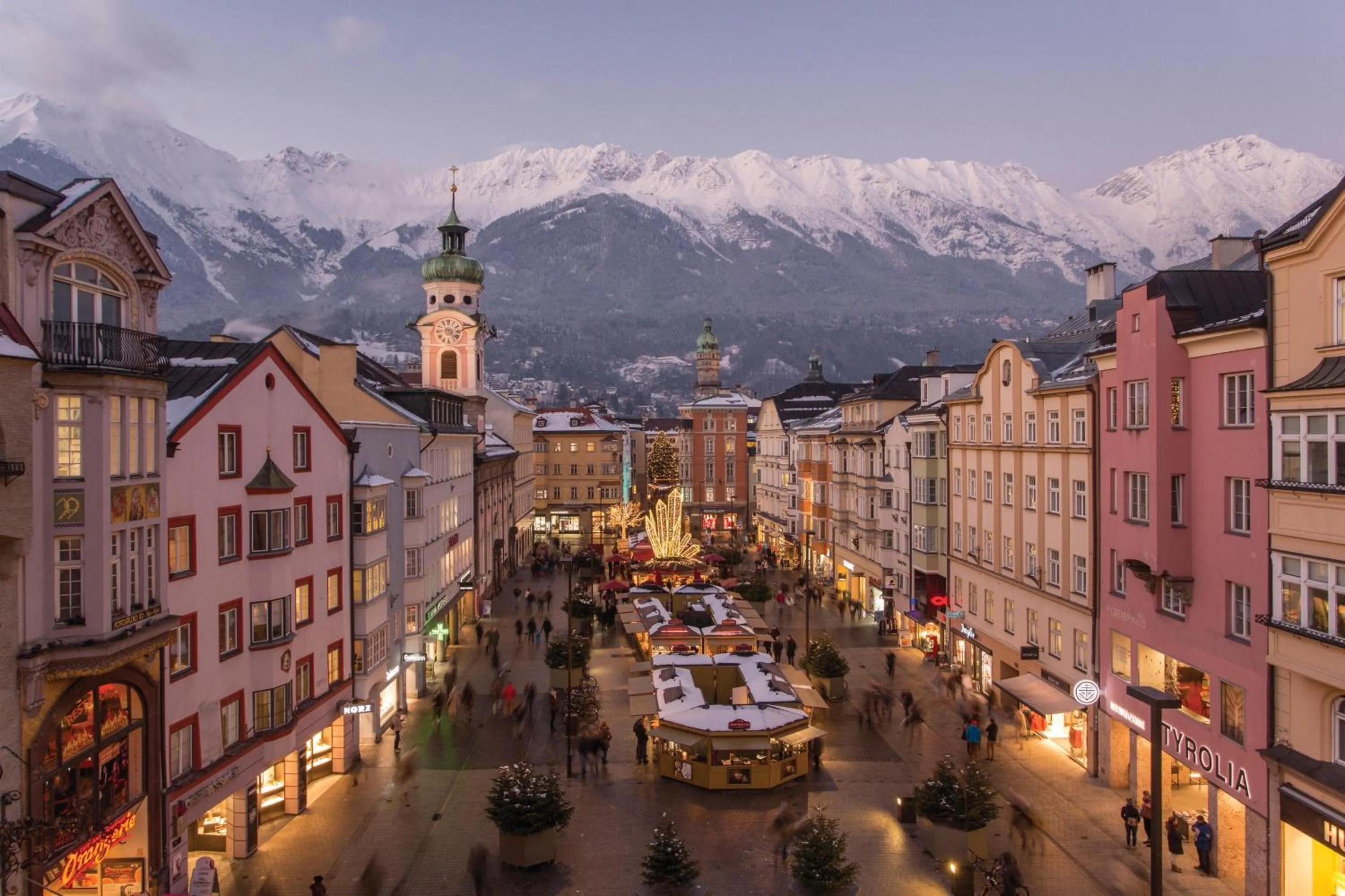 Shopping Area in Hotel Sonnenhof - bed & breakfast & appartements
