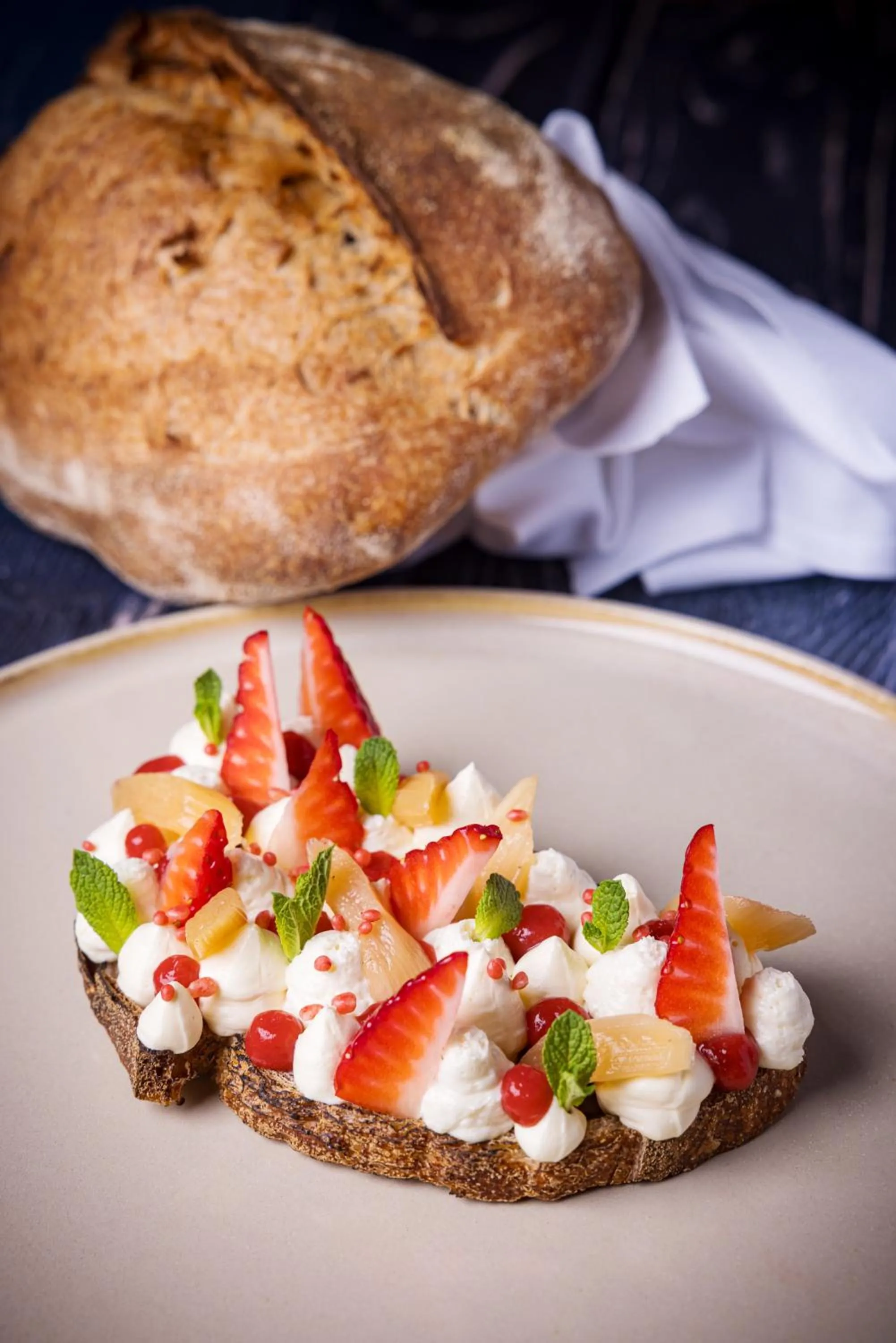 Restaurant/places to eat in Der Schlosswirt zu Anif - Biedermeierhotel und Restaurant