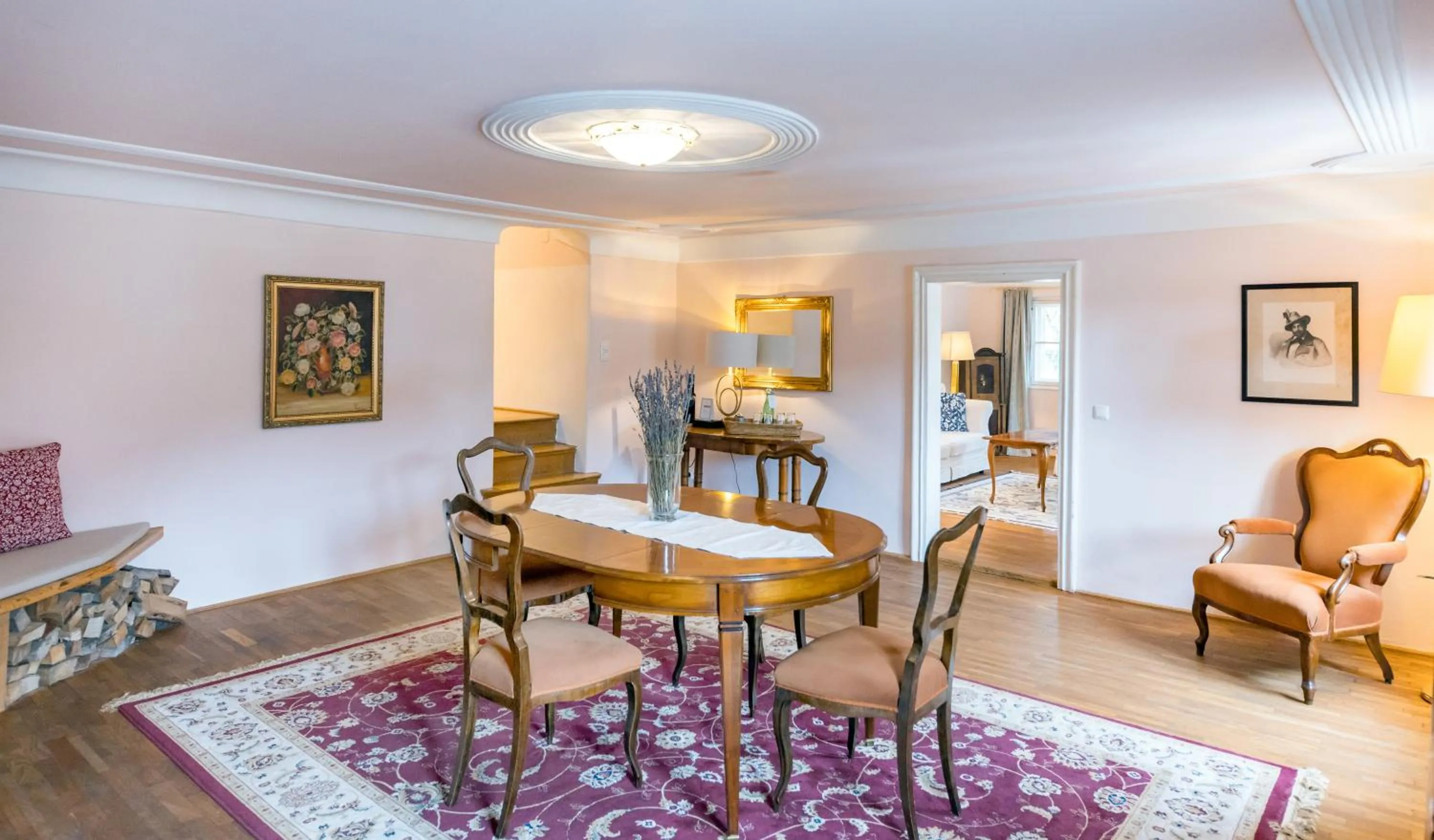 Seating area in Der Schlosswirt zu Anif - Biedermeierhotel und Restaurant