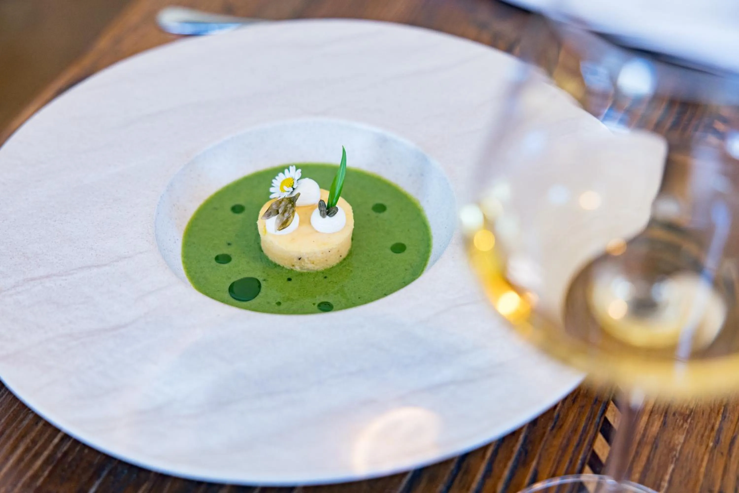 Restaurant/places to eat in Der Schlosswirt zu Anif - Biedermeierhotel und Restaurant