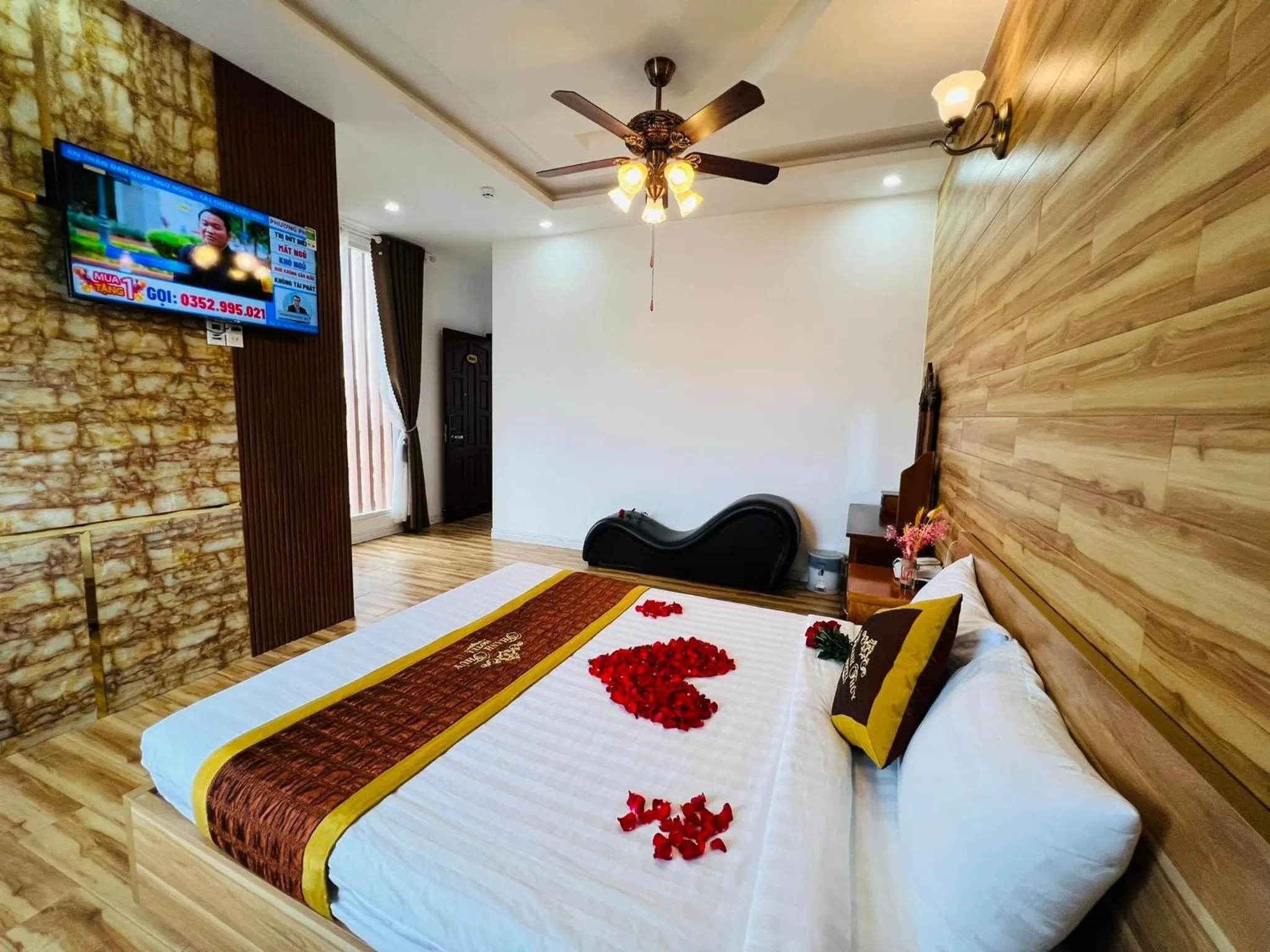 Bed in Thanh Thuy Hotel