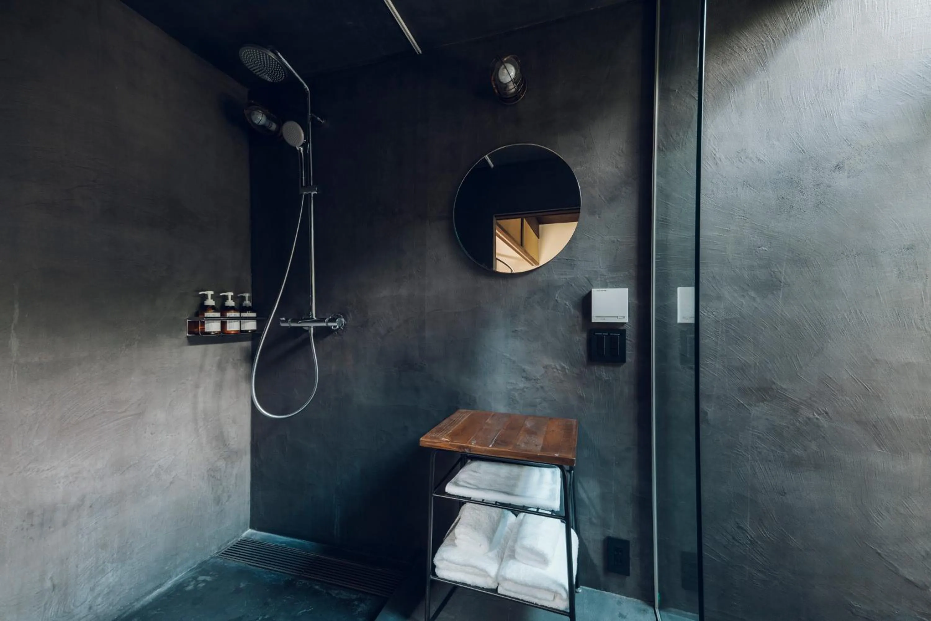 Shower in Nozomu House Kyoto
