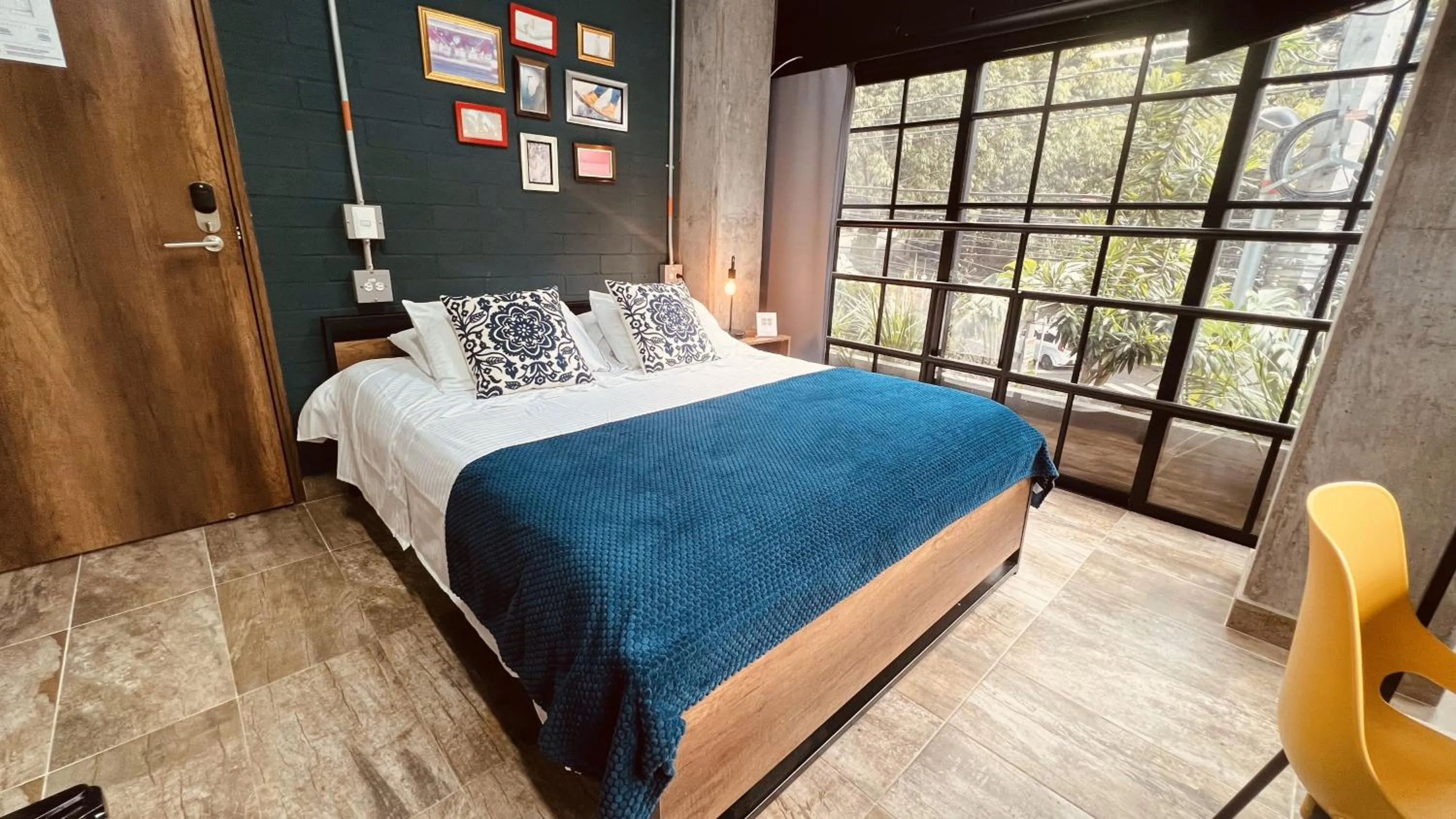 Bedroom, Bed in Manila Hotel Boutique