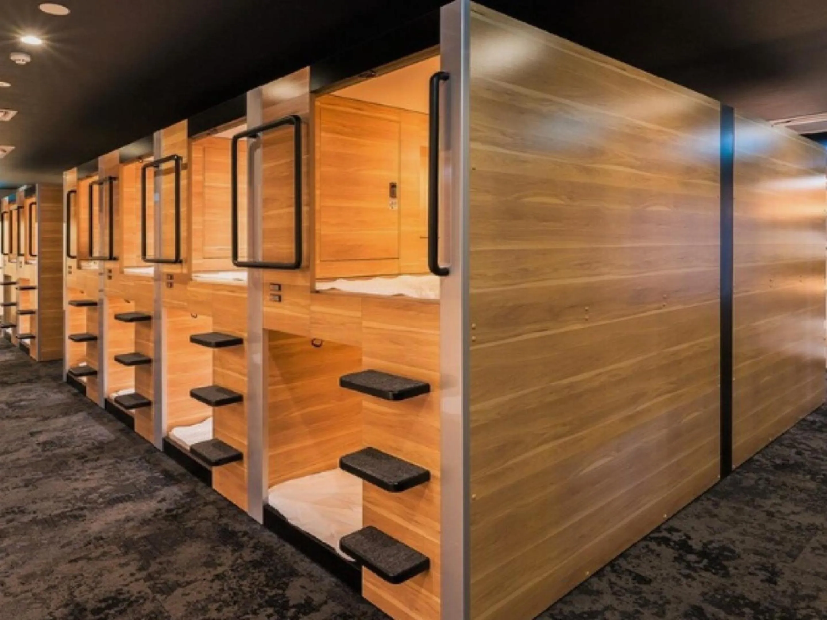 bunk bed in HOTEL LiVEMAX PREMIUM Sapporo Odorikoen