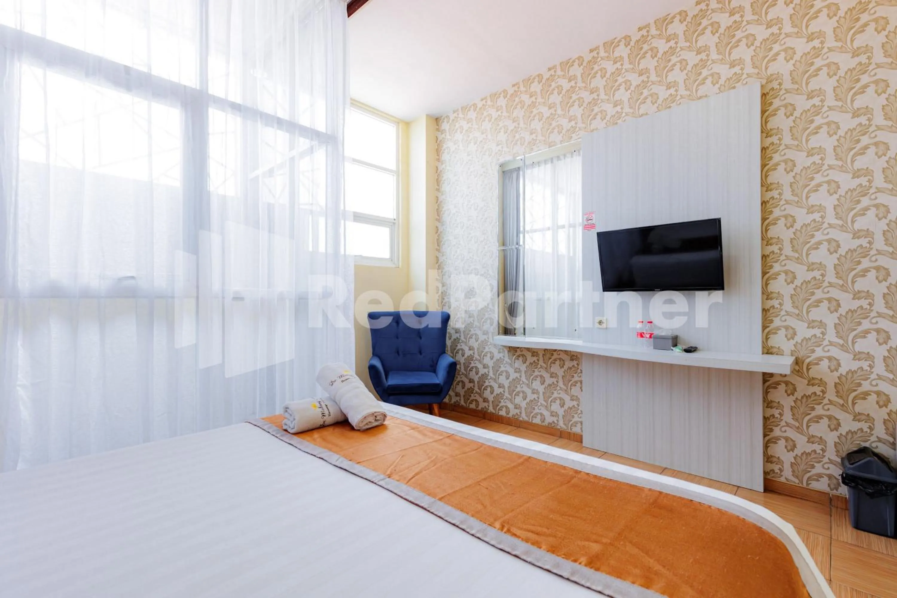Bedroom, Bed in De Malang Sweet Homestay Syariah Mitra RedDoorz