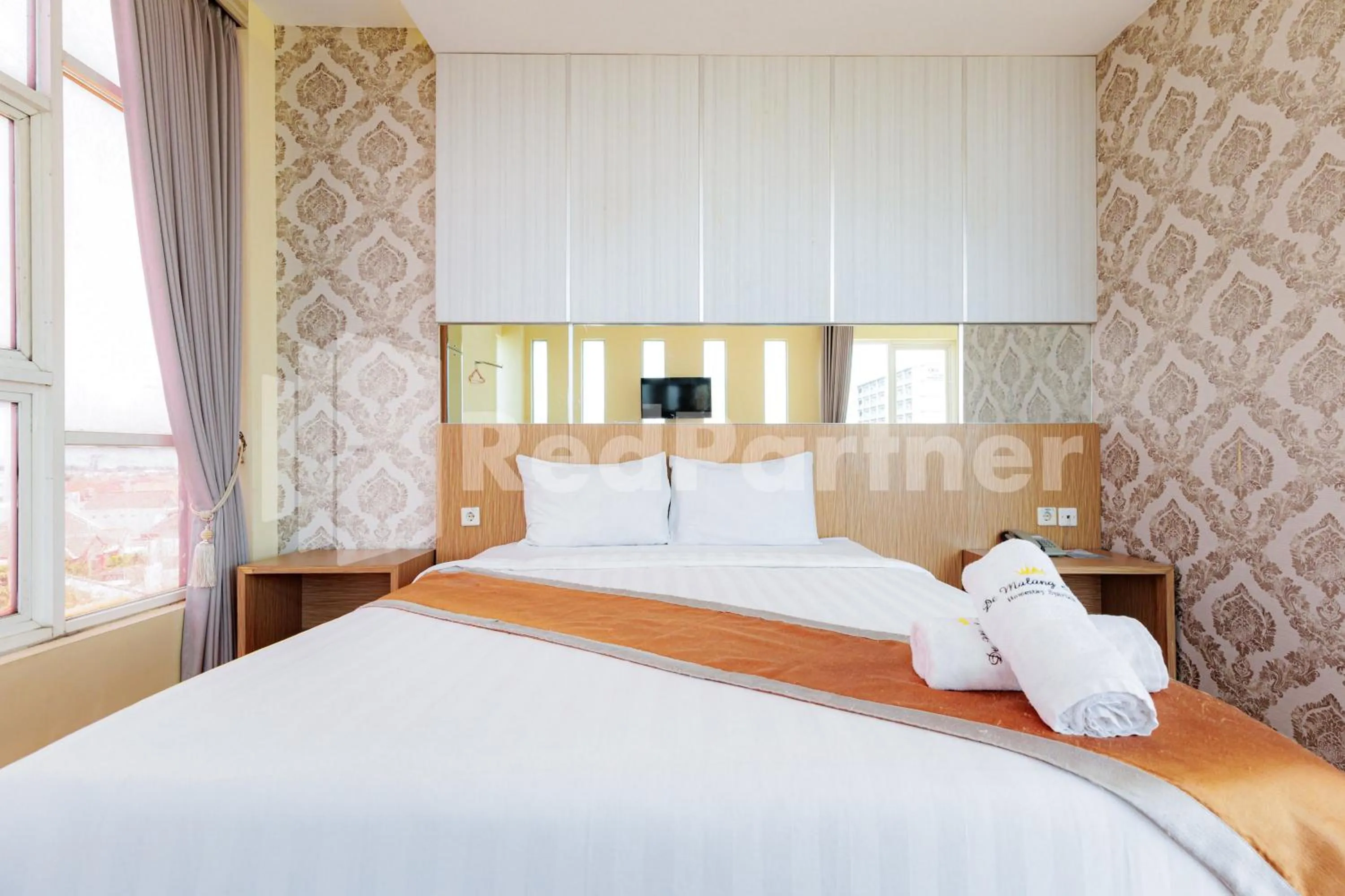 Bedroom, Bed in De Malang Sweet Homestay Syariah Mitra RedDoorz