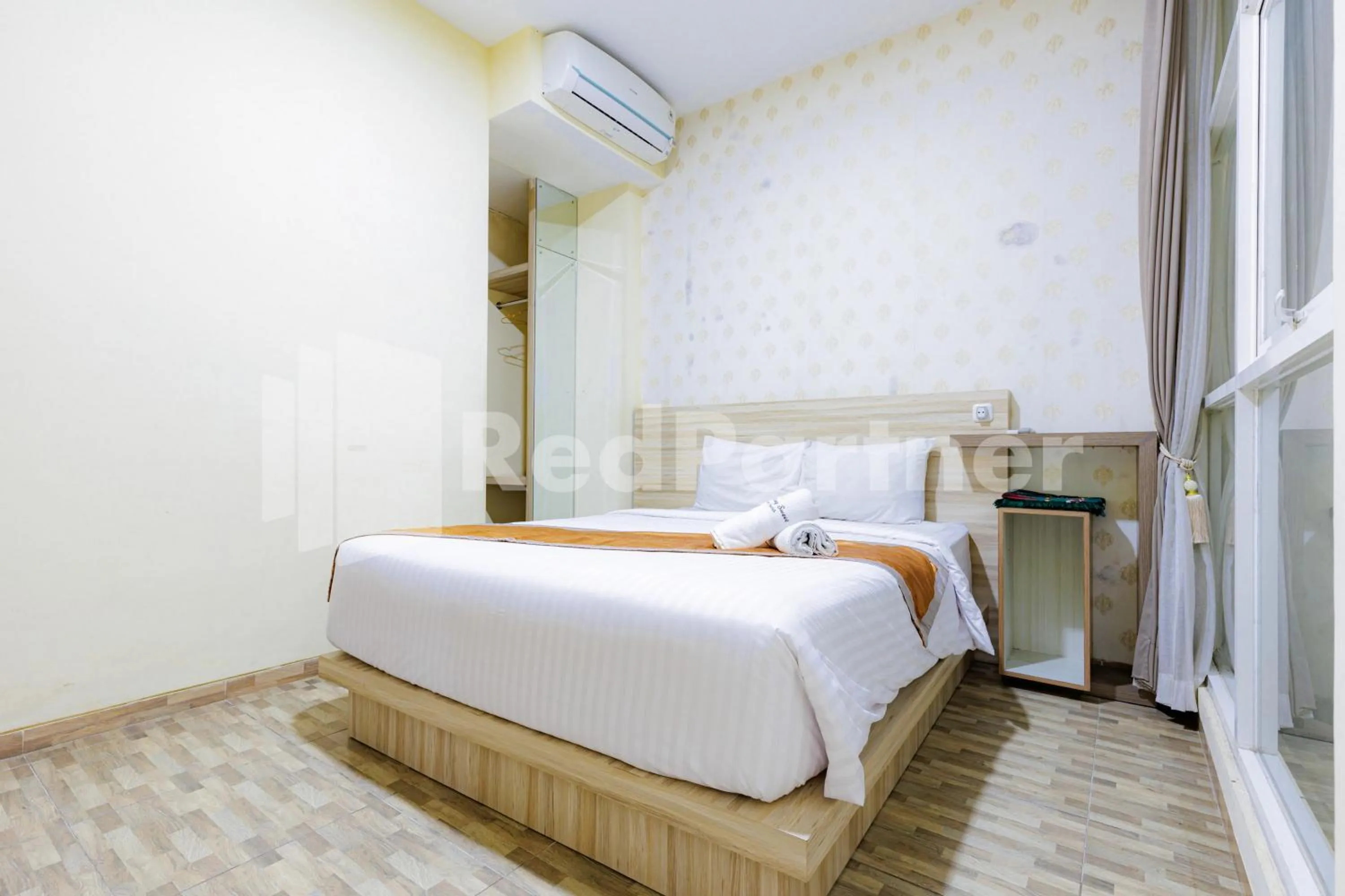 Bedroom, Bed in De Malang Sweet Homestay Syariah Mitra RedDoorz