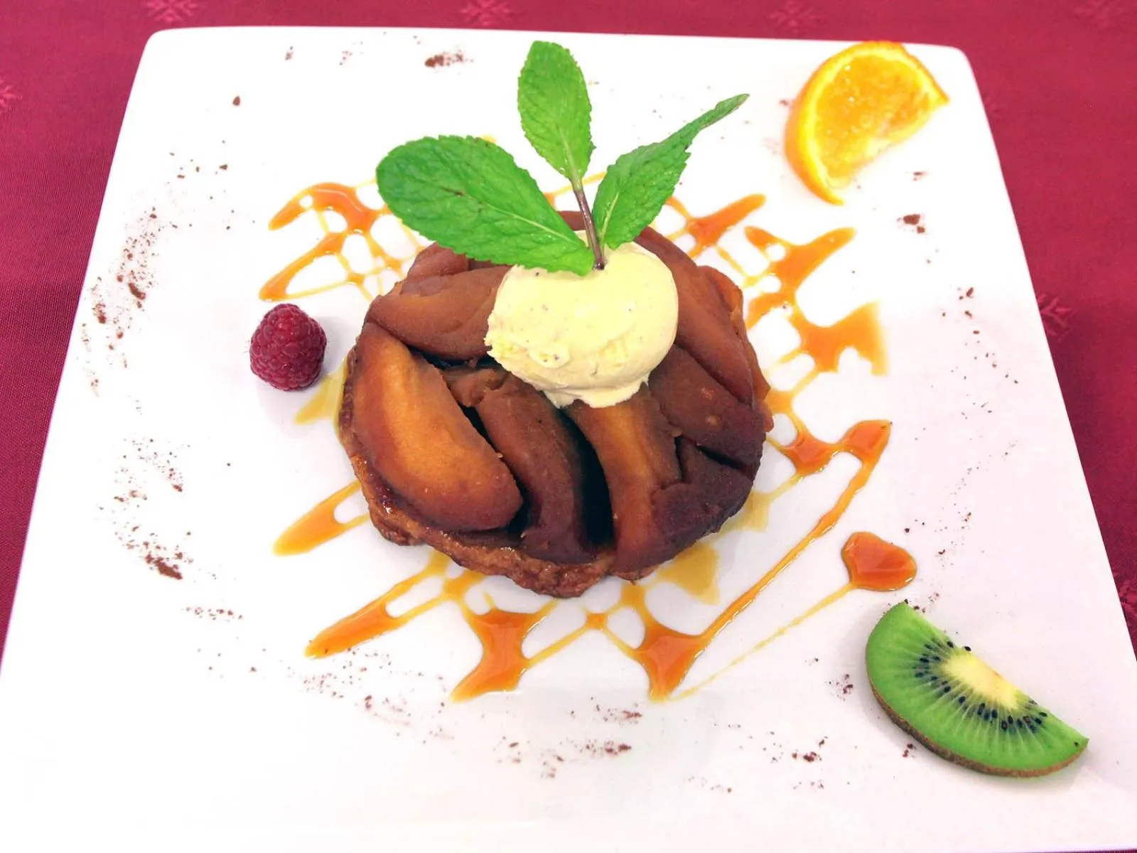 Food in Hotel de L'Oise