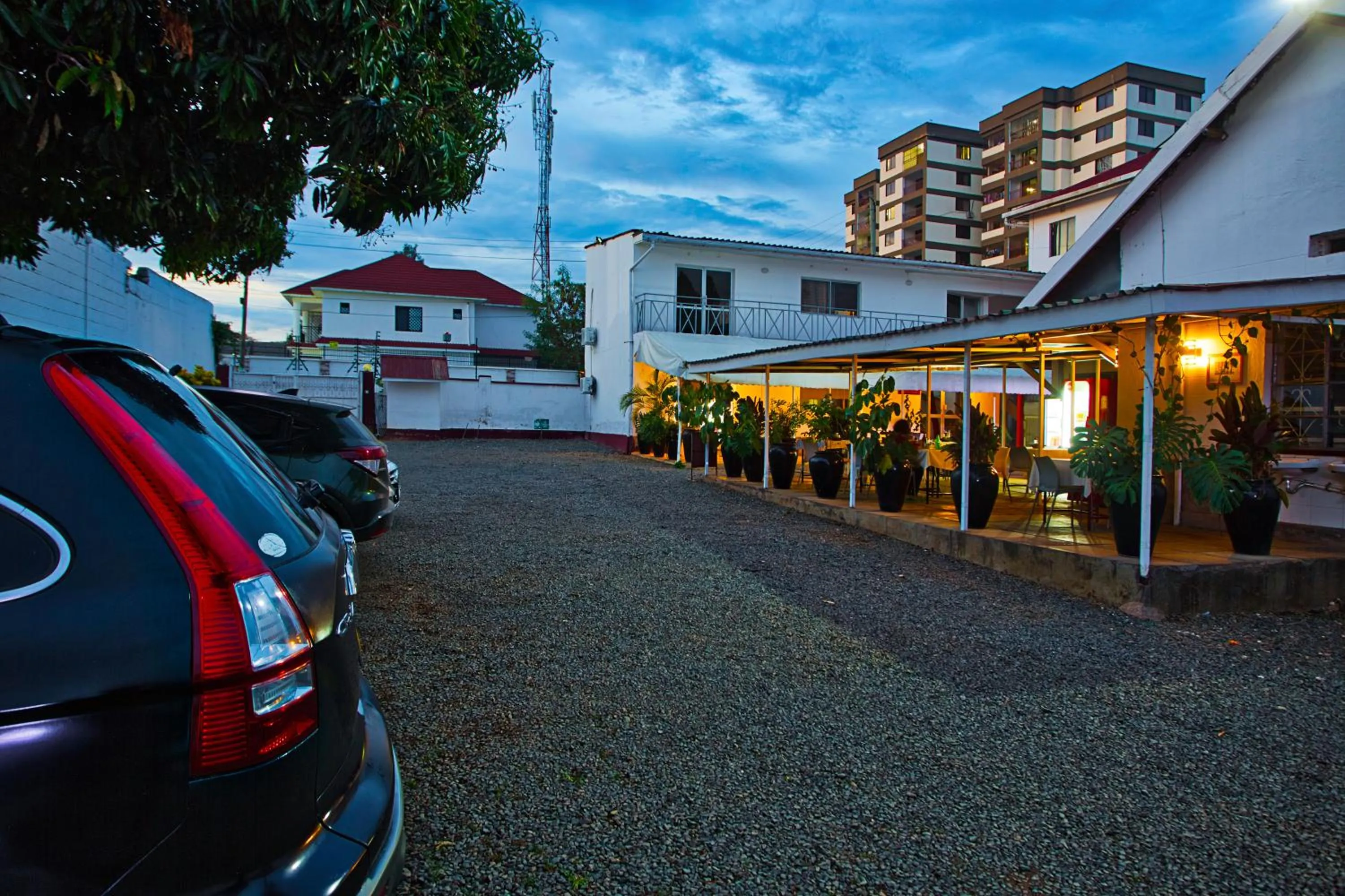 Parking in Melvic Hotel