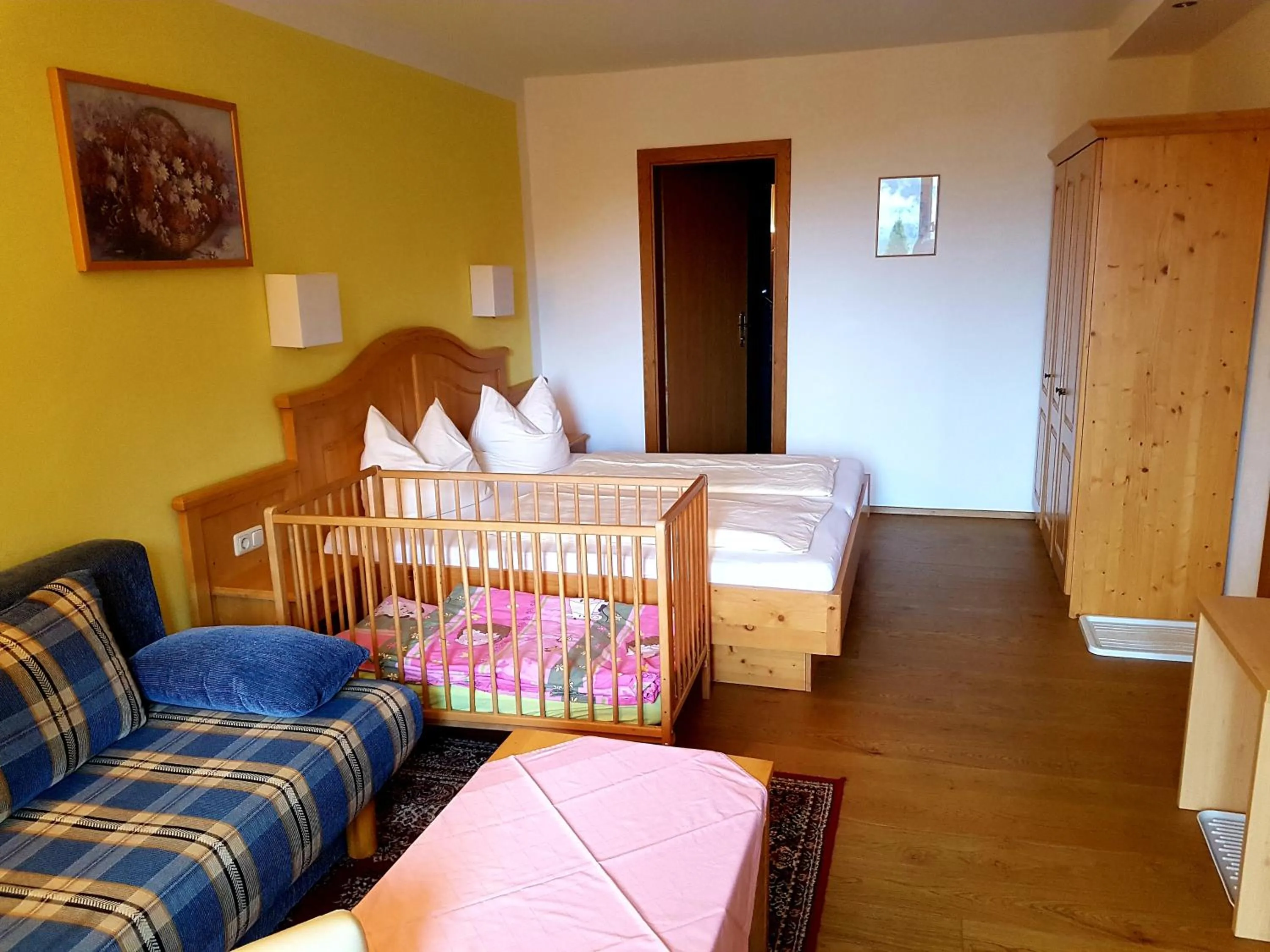 Bedroom, Bed in Pension St.Leonhard