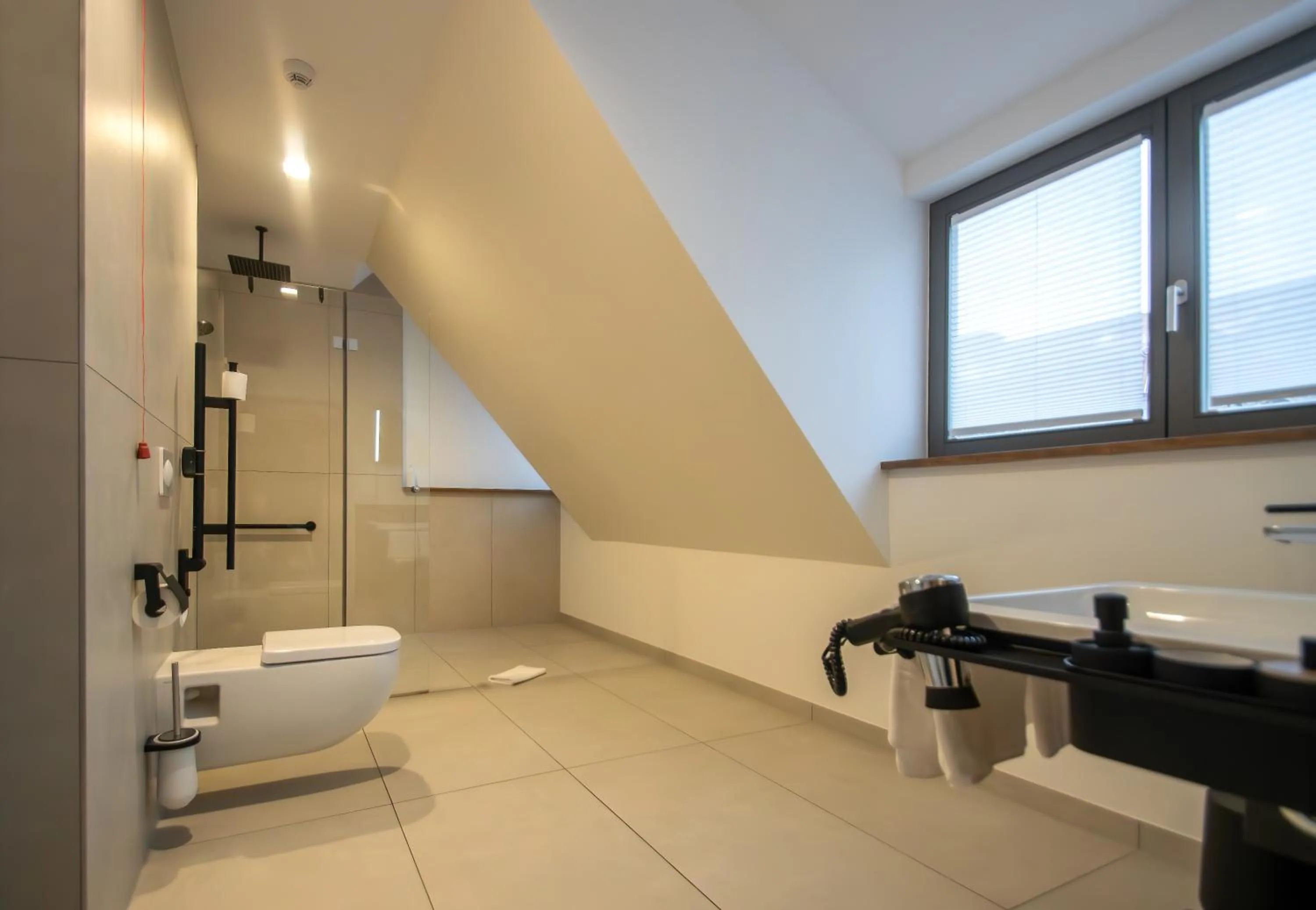 Bathroom in DAS KEHRS - Hotel auf dem Petersberg