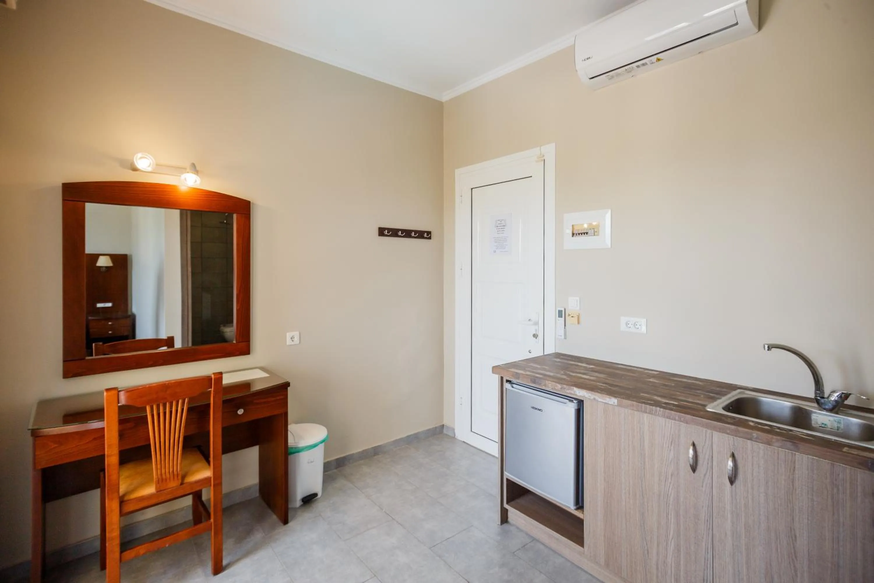 Kitchen or kitchenette in Rose Club Apartments