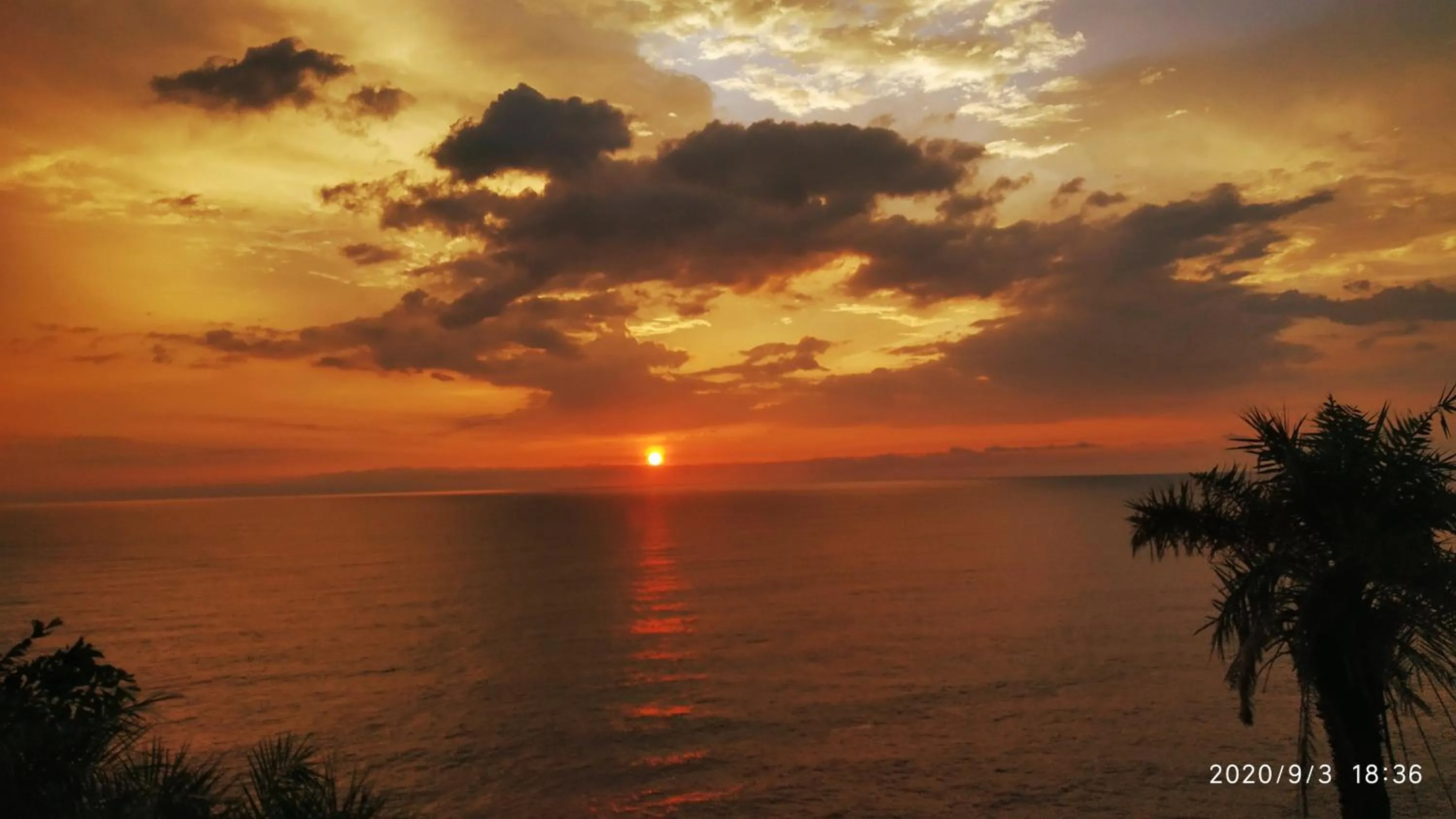 Sunset in Niramaya beach view stay