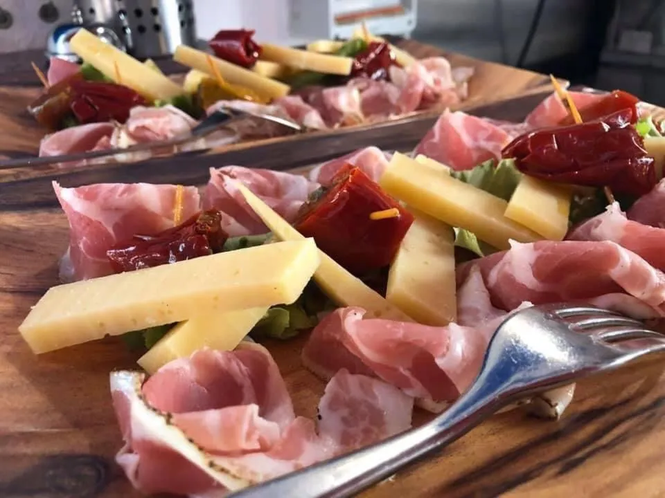 Antica Campione Rooms & Hostel