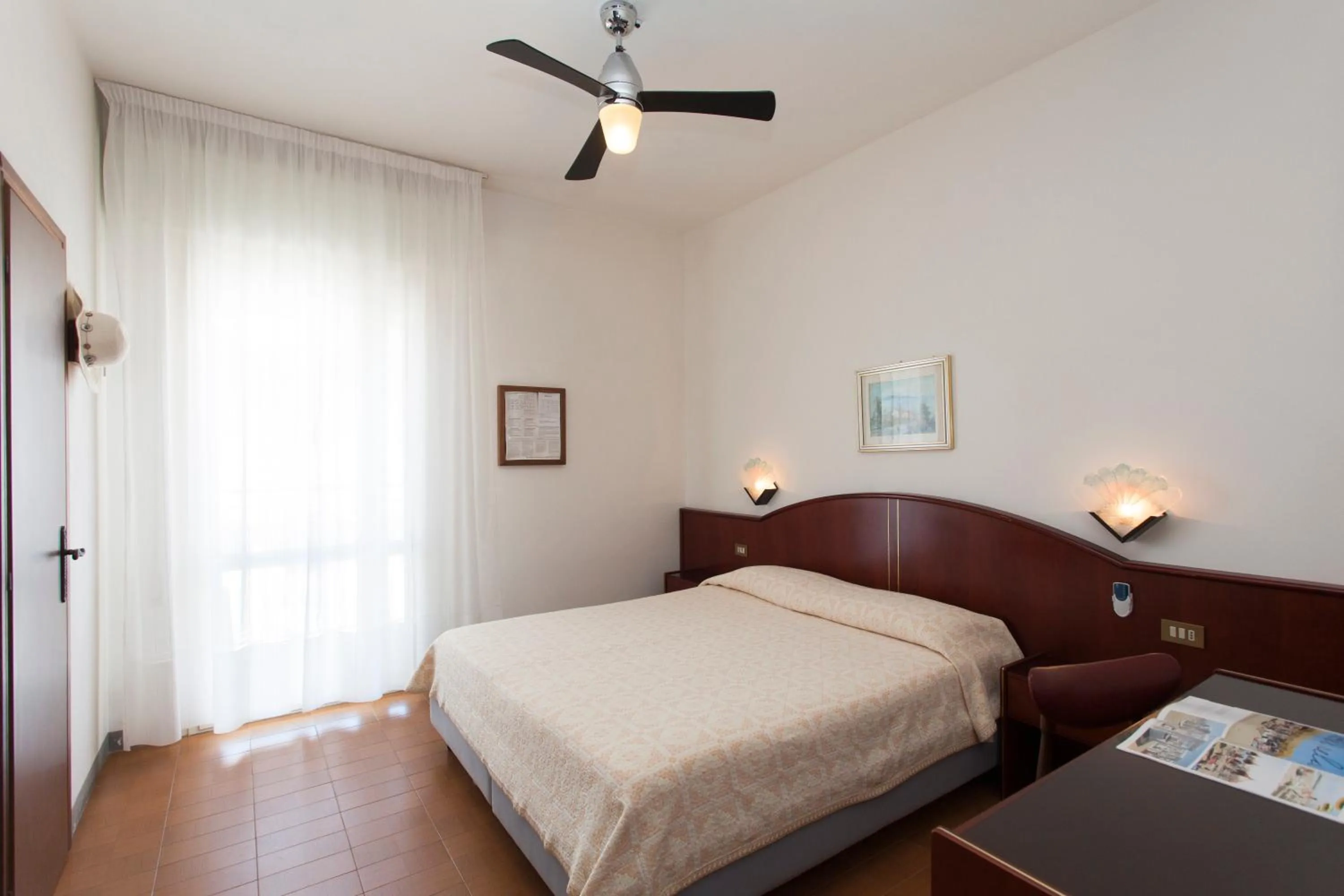 Bed in Hotel Arborea