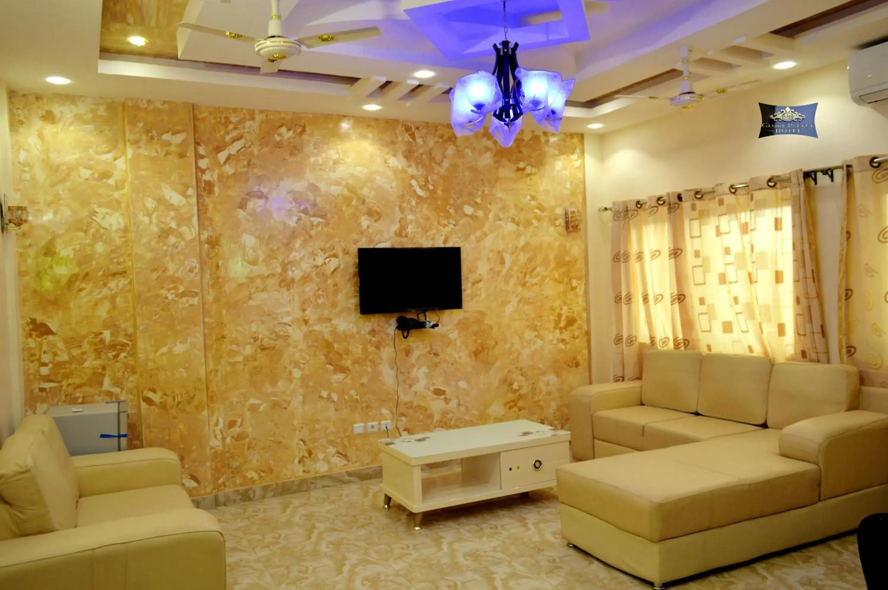 Two-Bedroom Apartment in Glory Palace Hotel Two-Bedroom Apartment in Glory Palace Hotel