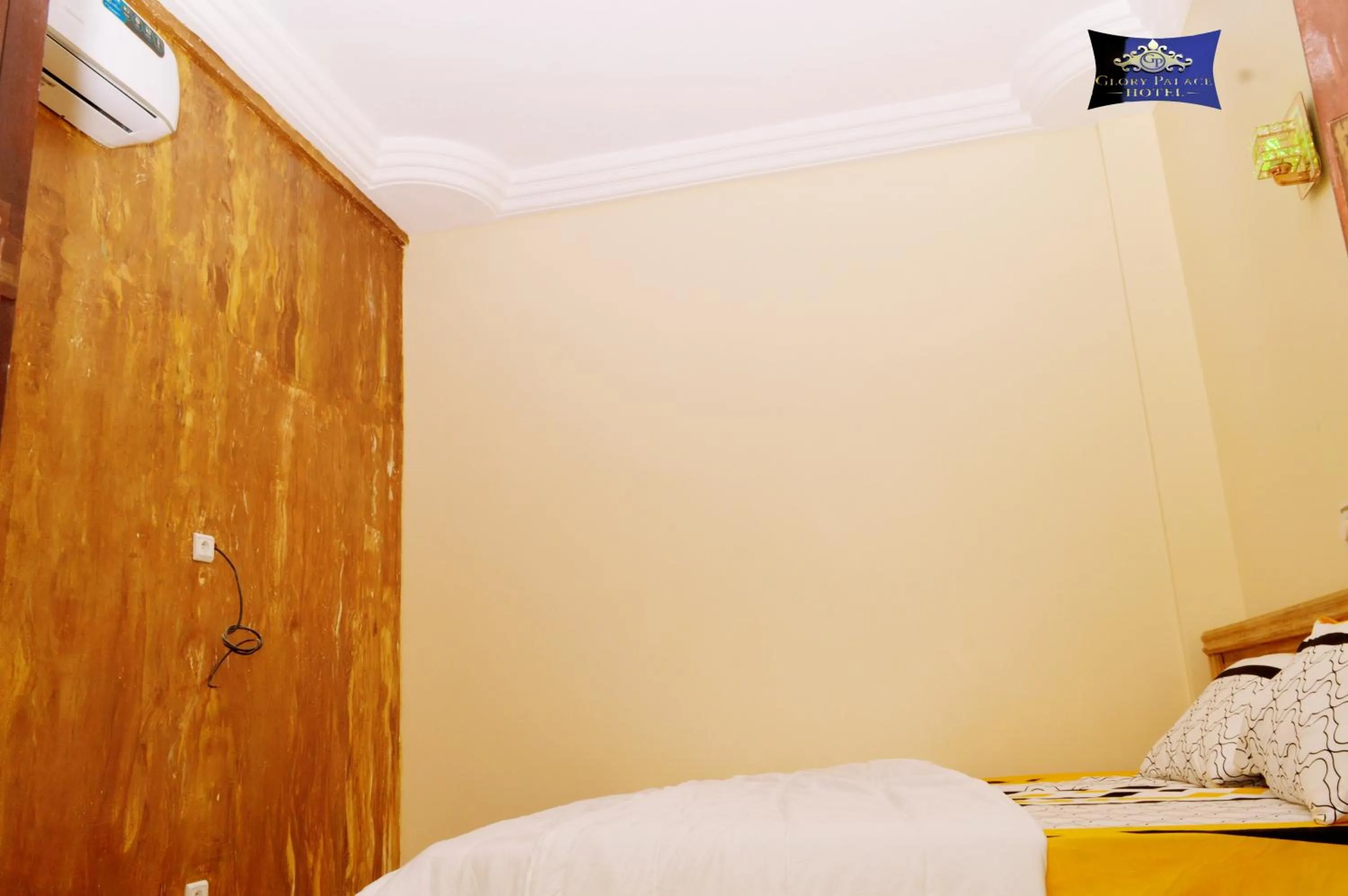 Bedroom, Bed in Glory Palace Hotel