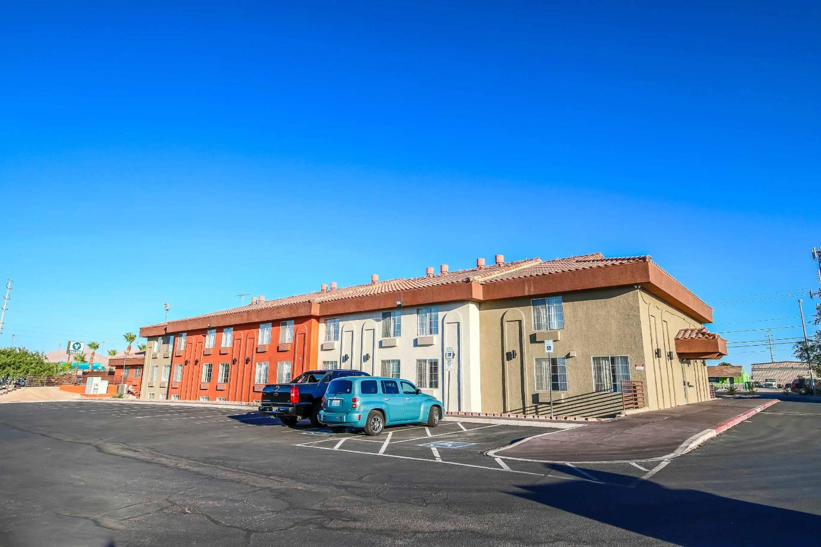 Property building in Sunrise Inn