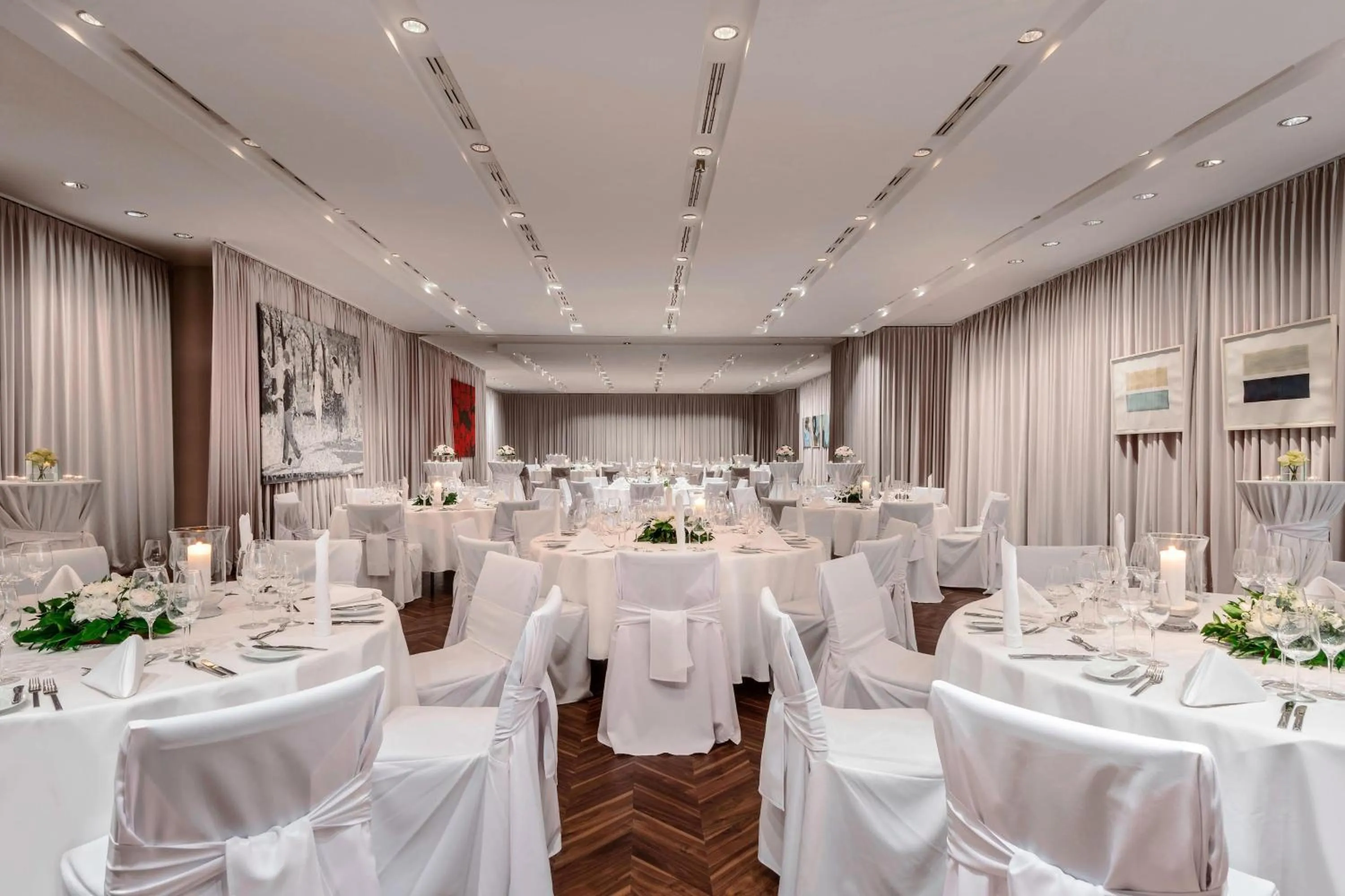 Lobby or reception in Le Méridien Vienna