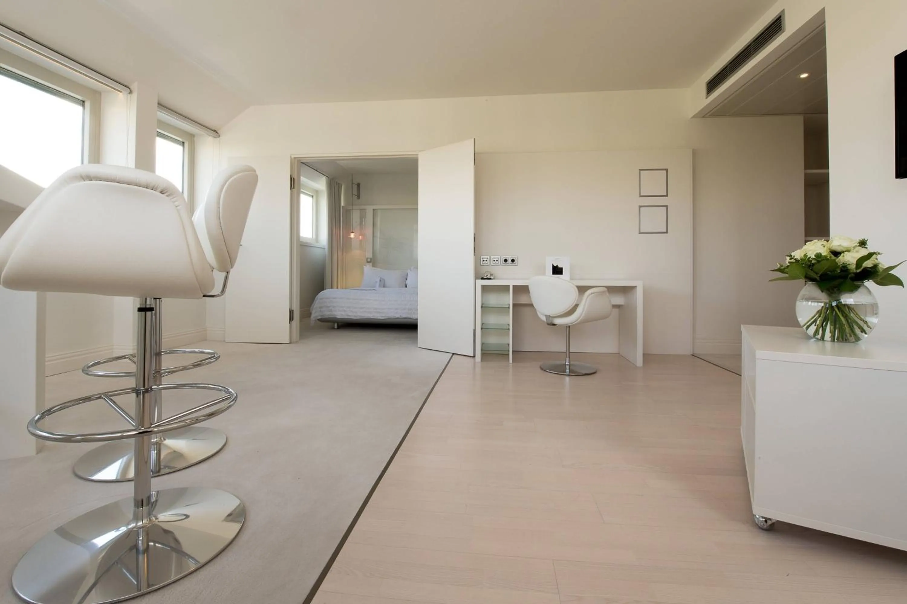 Photo of the whole room in Le Méridien Vienna