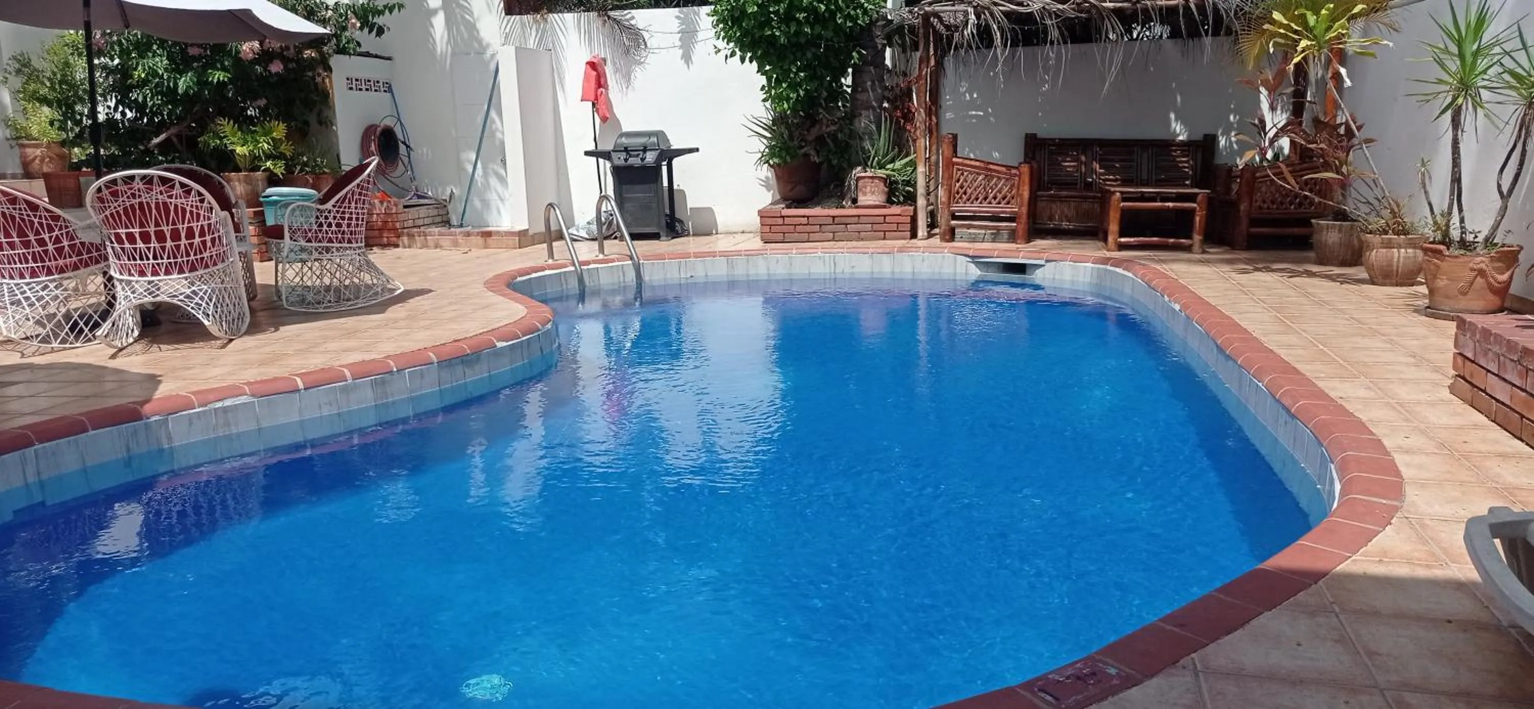 Property building in Hotel Casa Coco