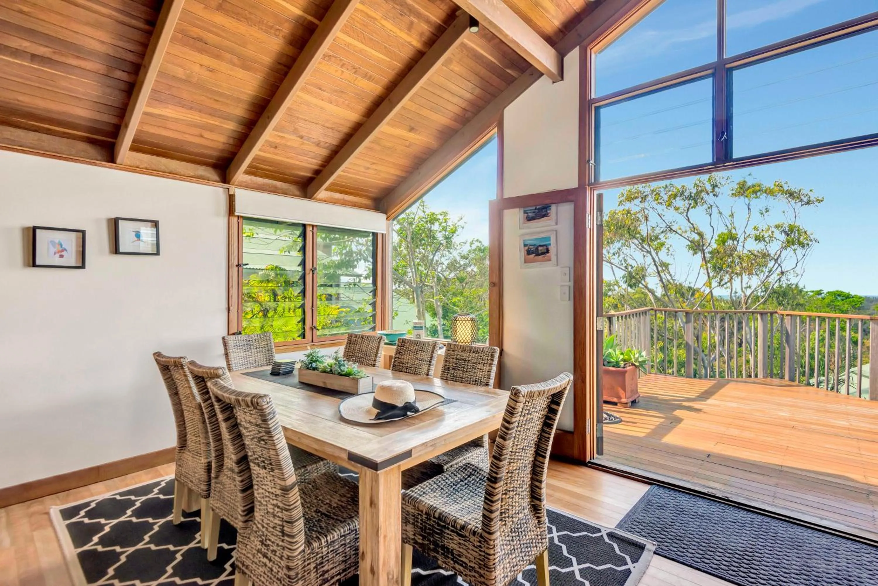 Dining area in The Oasis Apartments and Treetop Houses