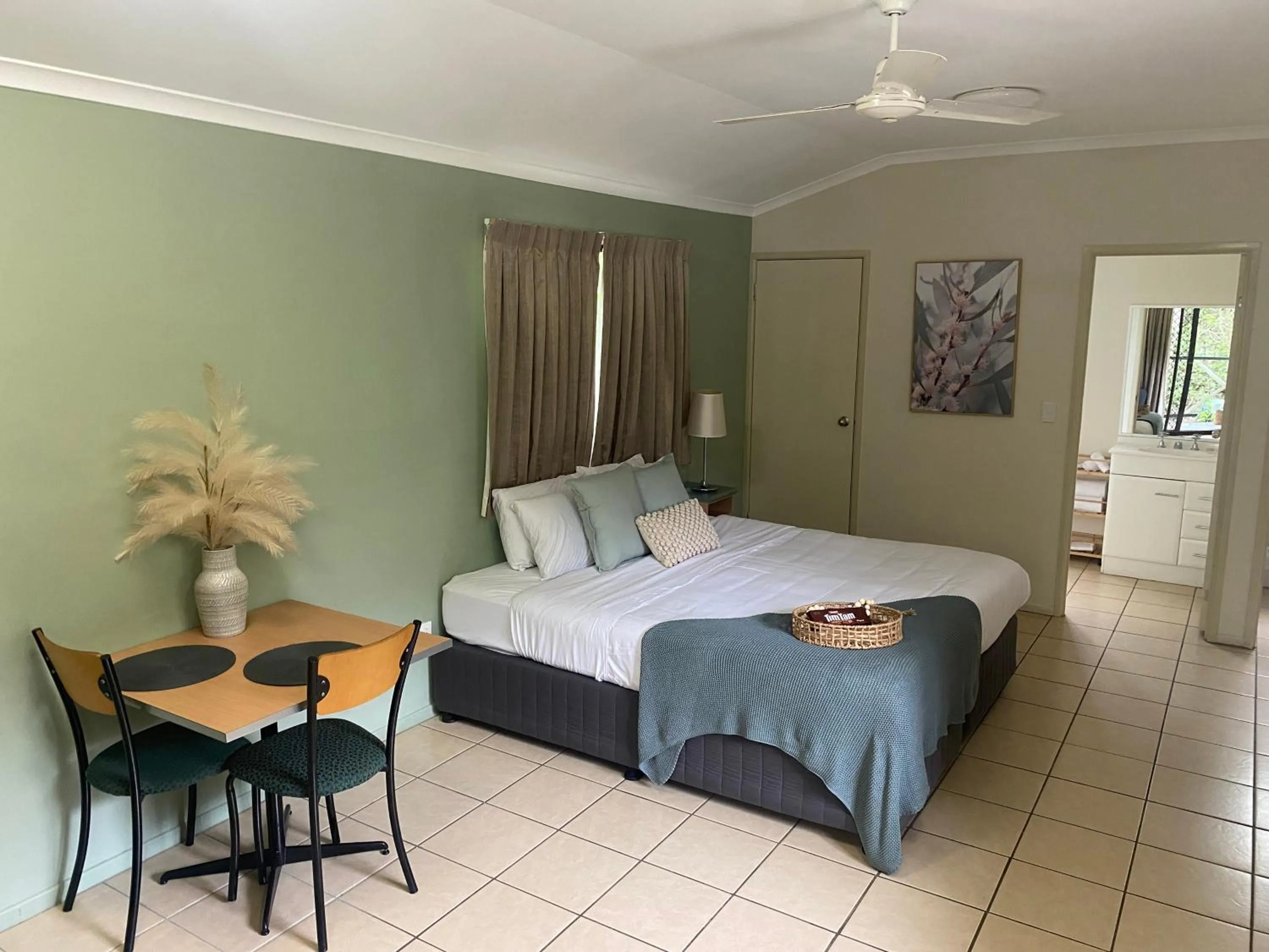 Bed in Capricorn Caves