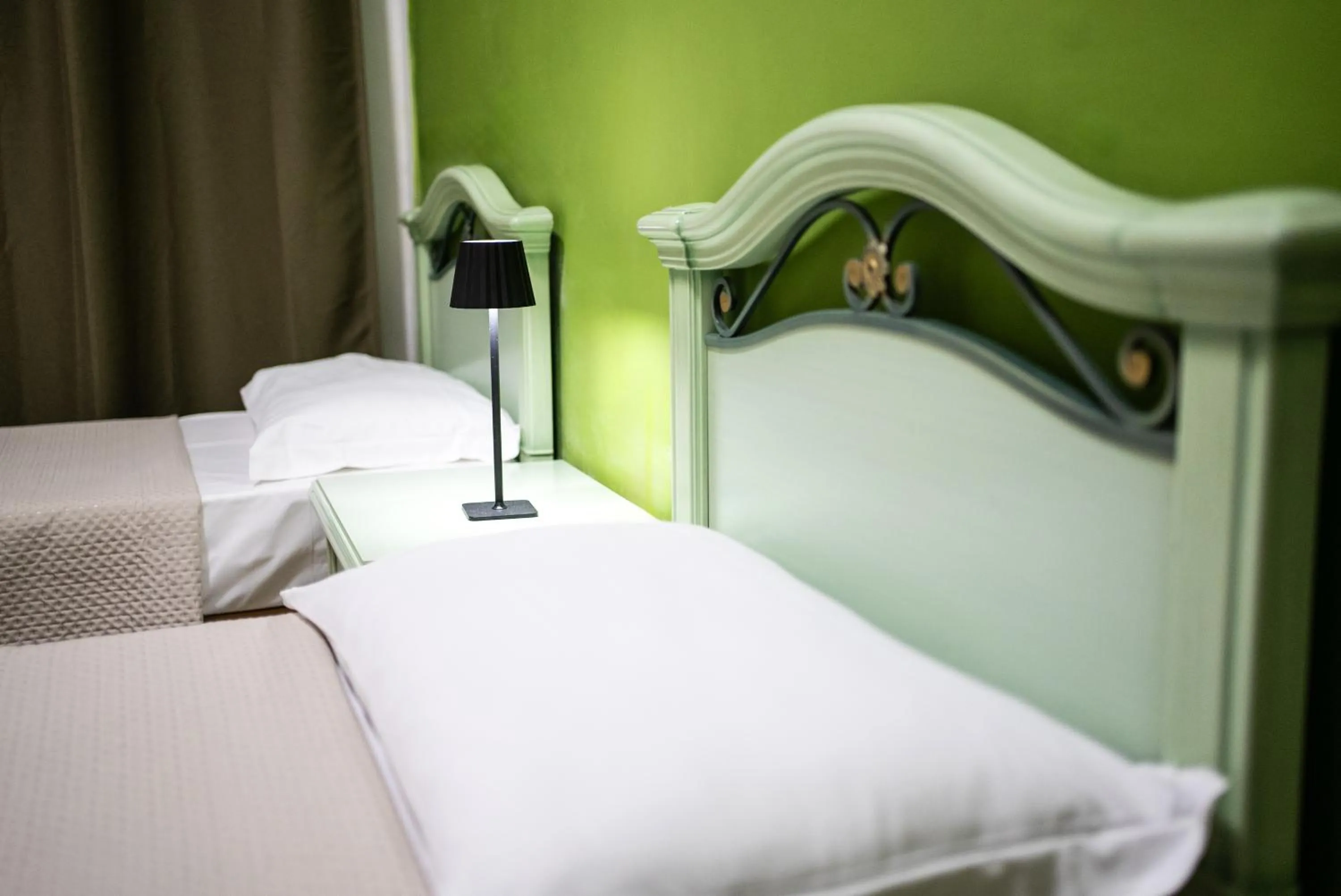 Bedroom, Bed in Home Joséphine - CASERTA