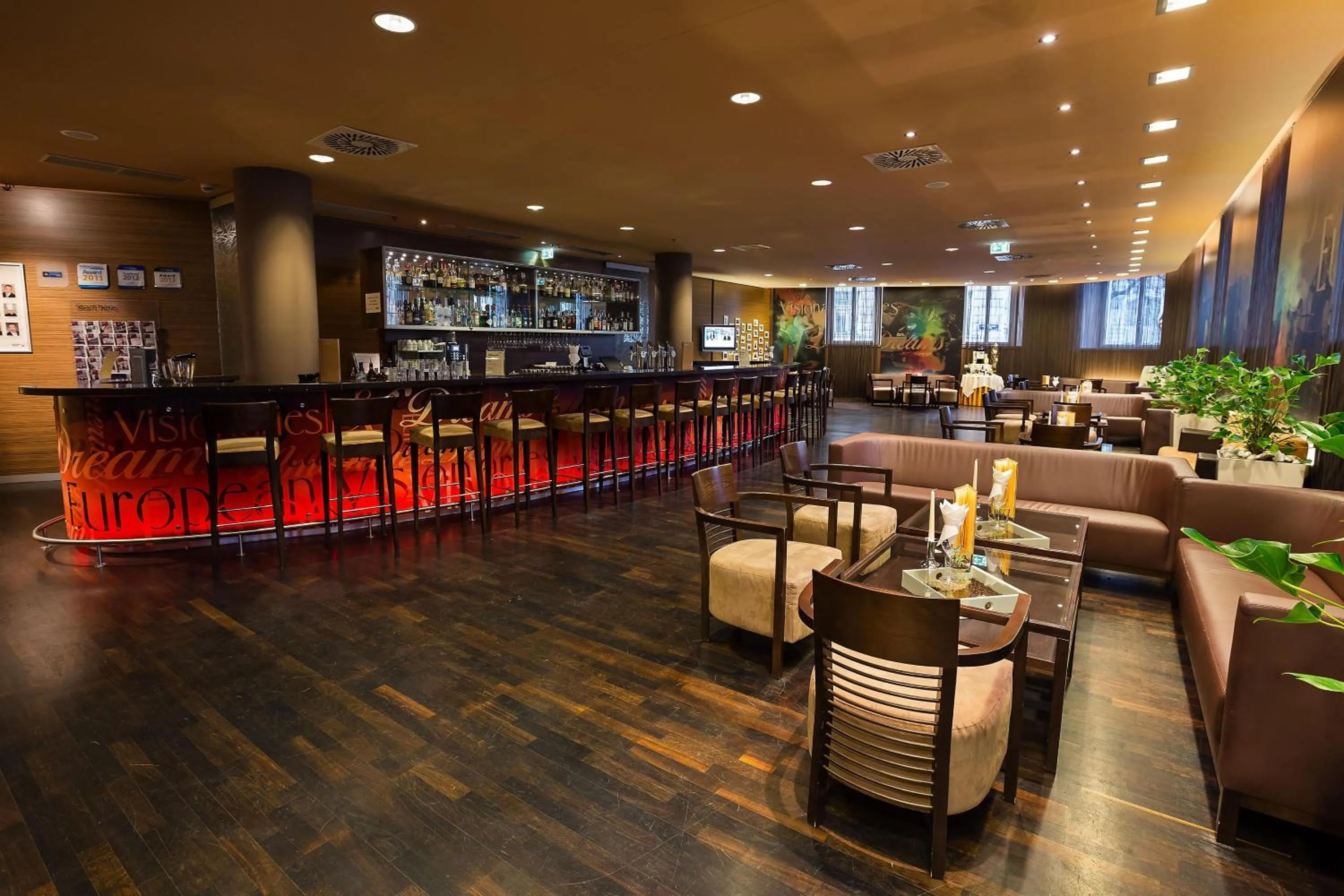 Lounge or bar in Austria Trend Hotel Savoyen Vienna - 4 stars superior