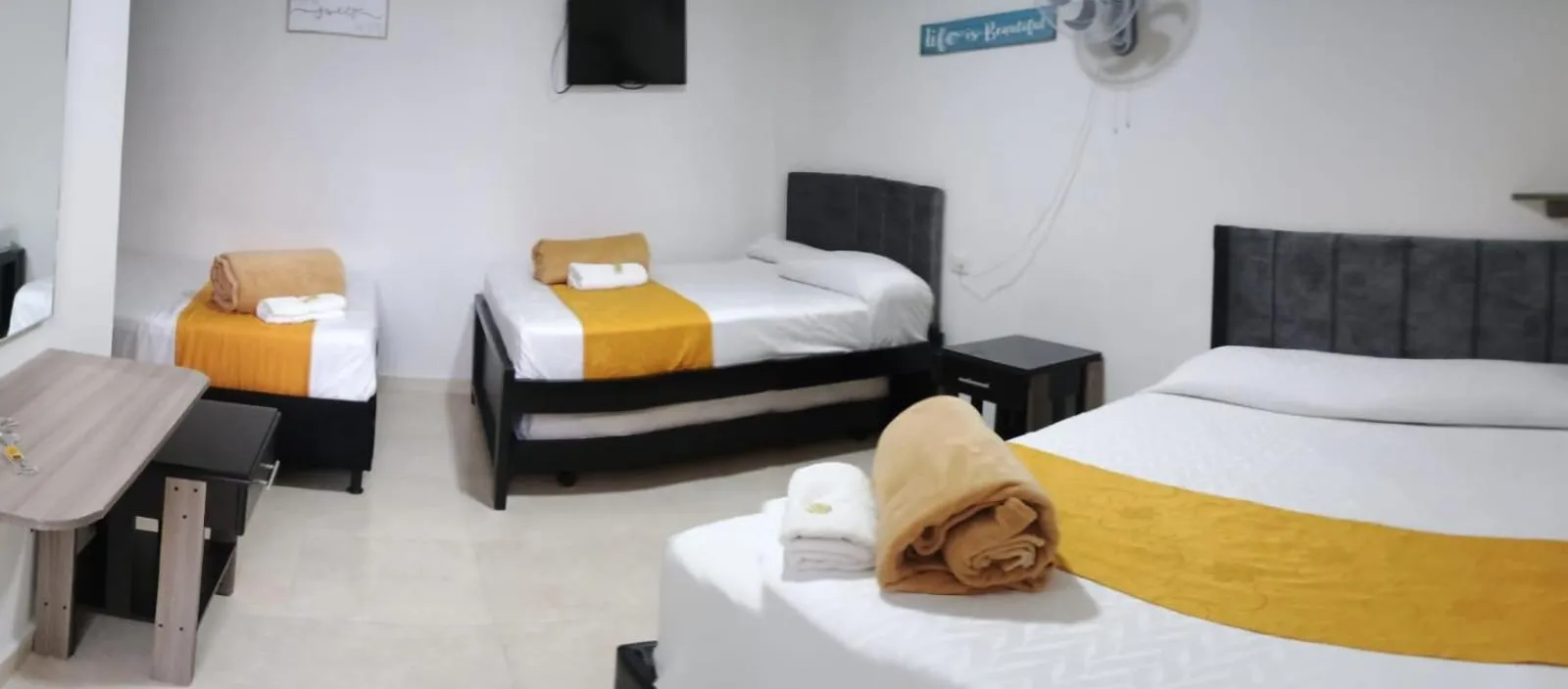 Bed in Hotel Cafe Estrella