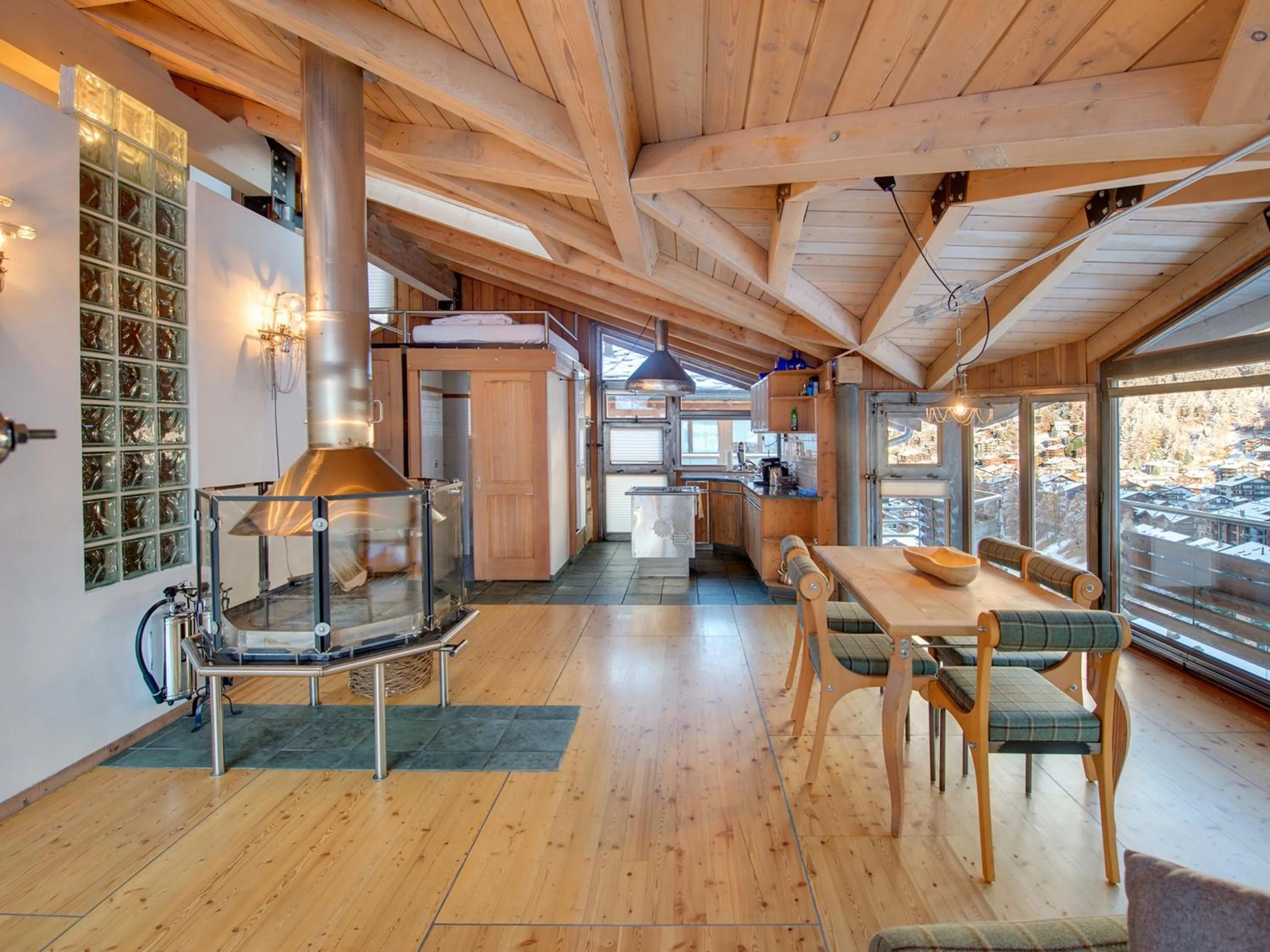 Dining area in Backstage Hotel Serviced Apartments