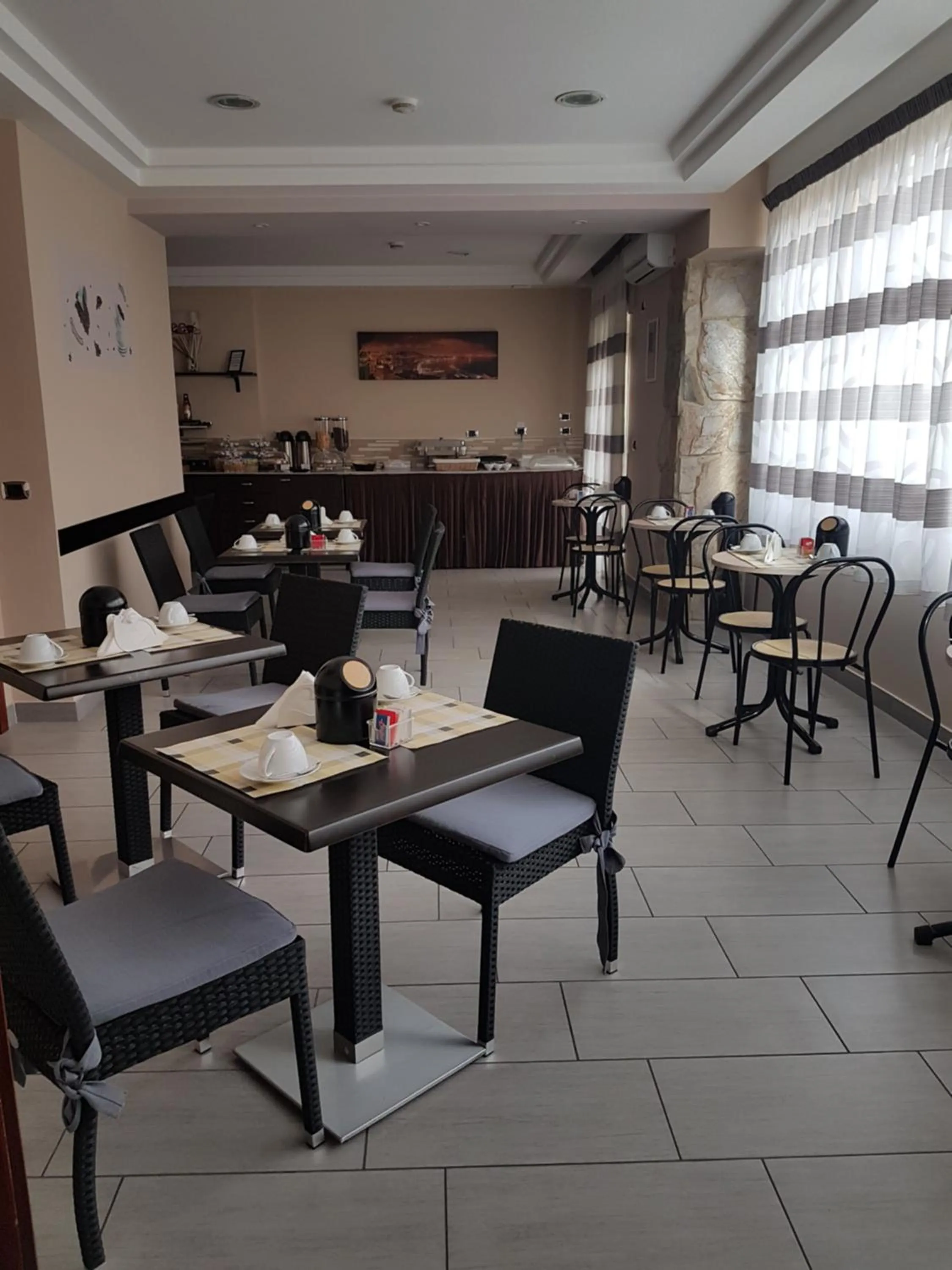 Breakfast in Hotel Mirage