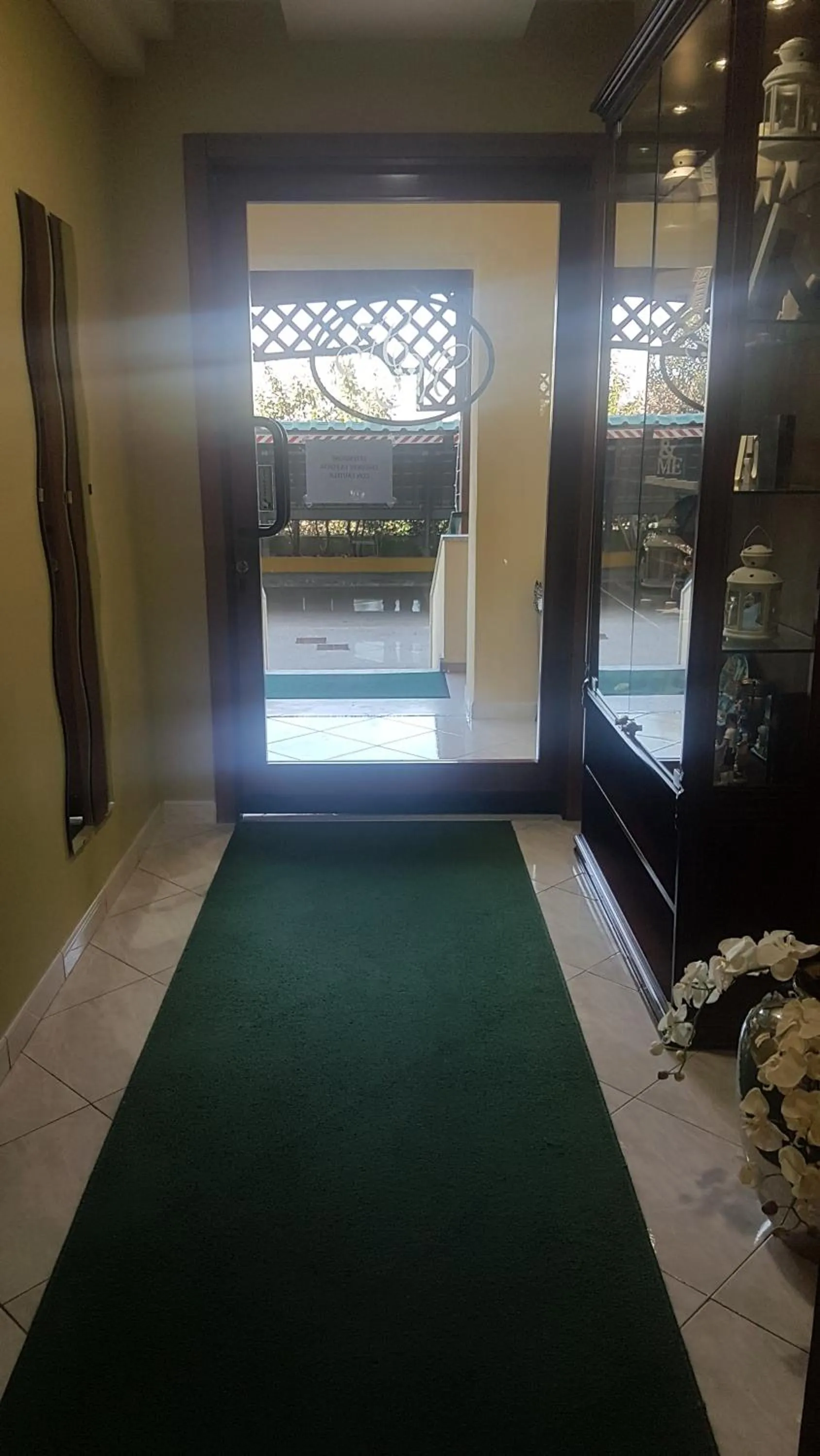 Facade/entrance in Hotel Mirage