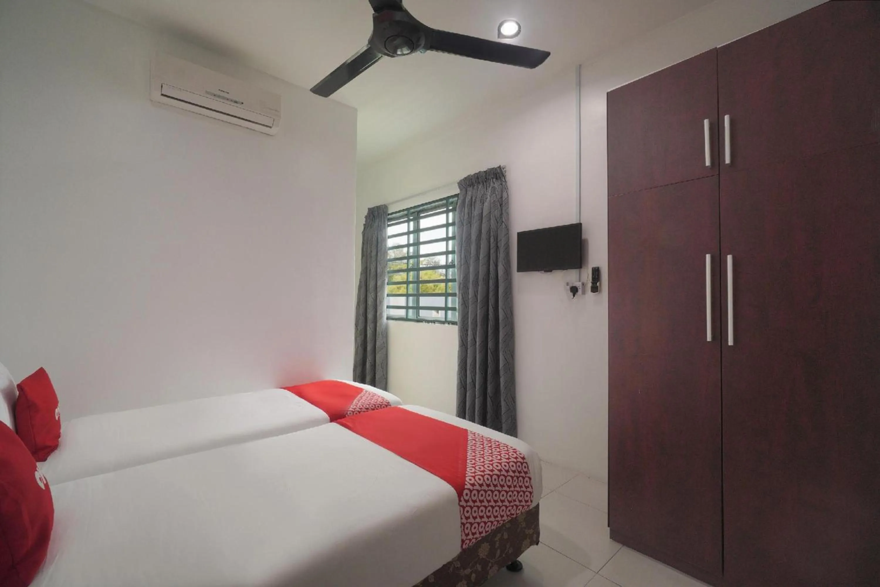 Photo of the whole room, Bed in Guesthouse Fasa 2B