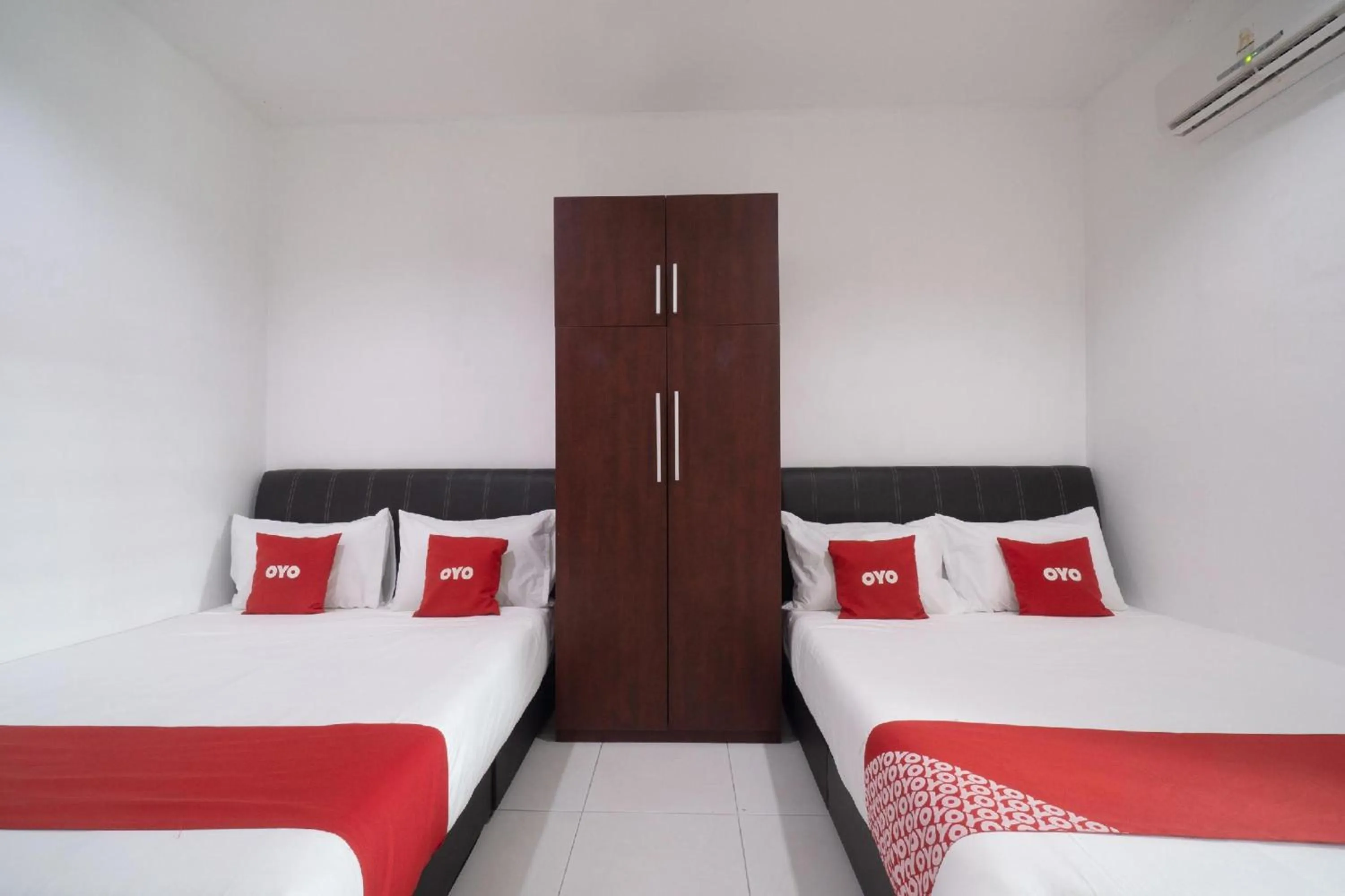 Photo of the whole room, Bed in Guesthouse Fasa 2B