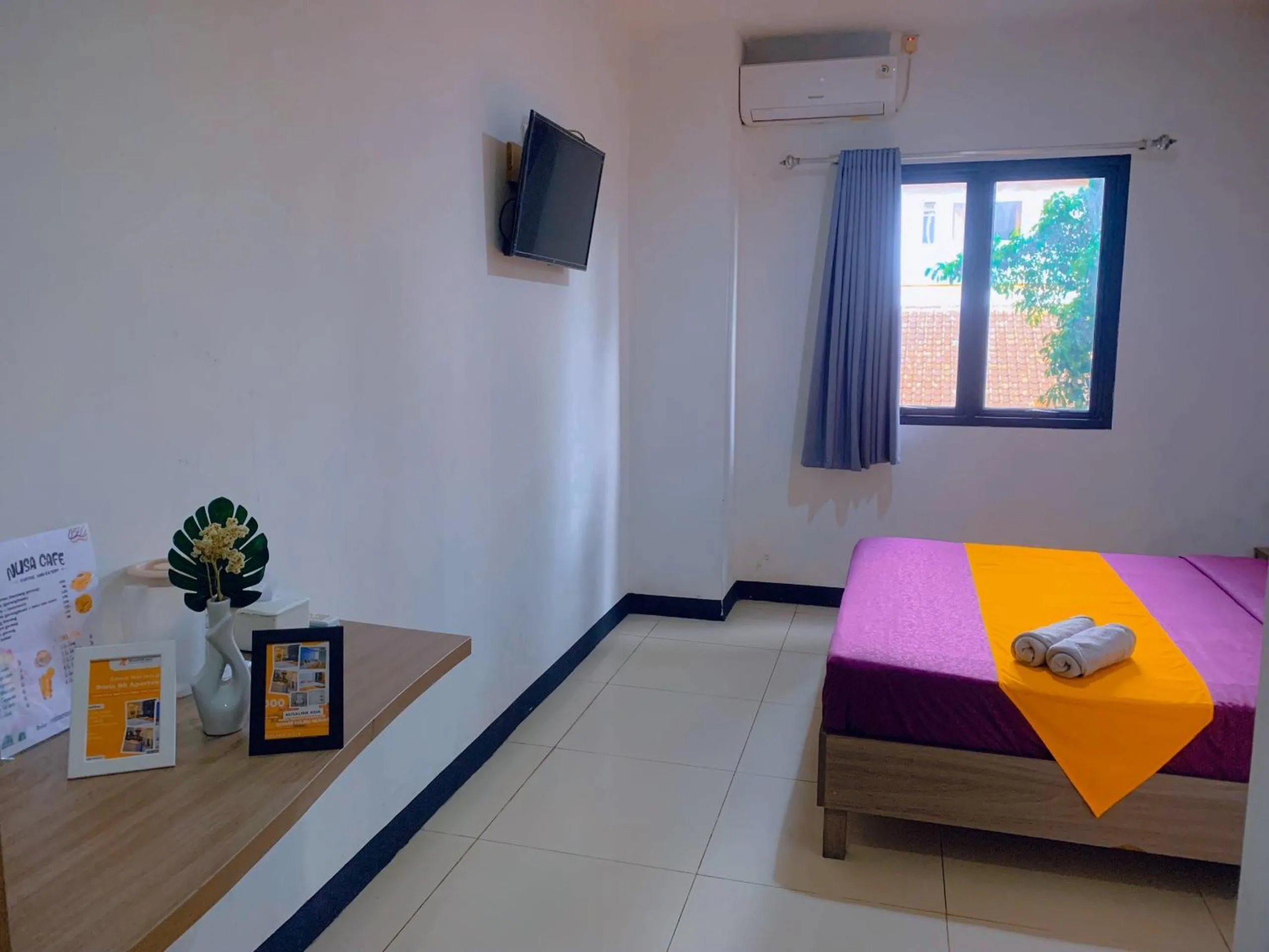 Bed in Residence Tanjung Pakuan